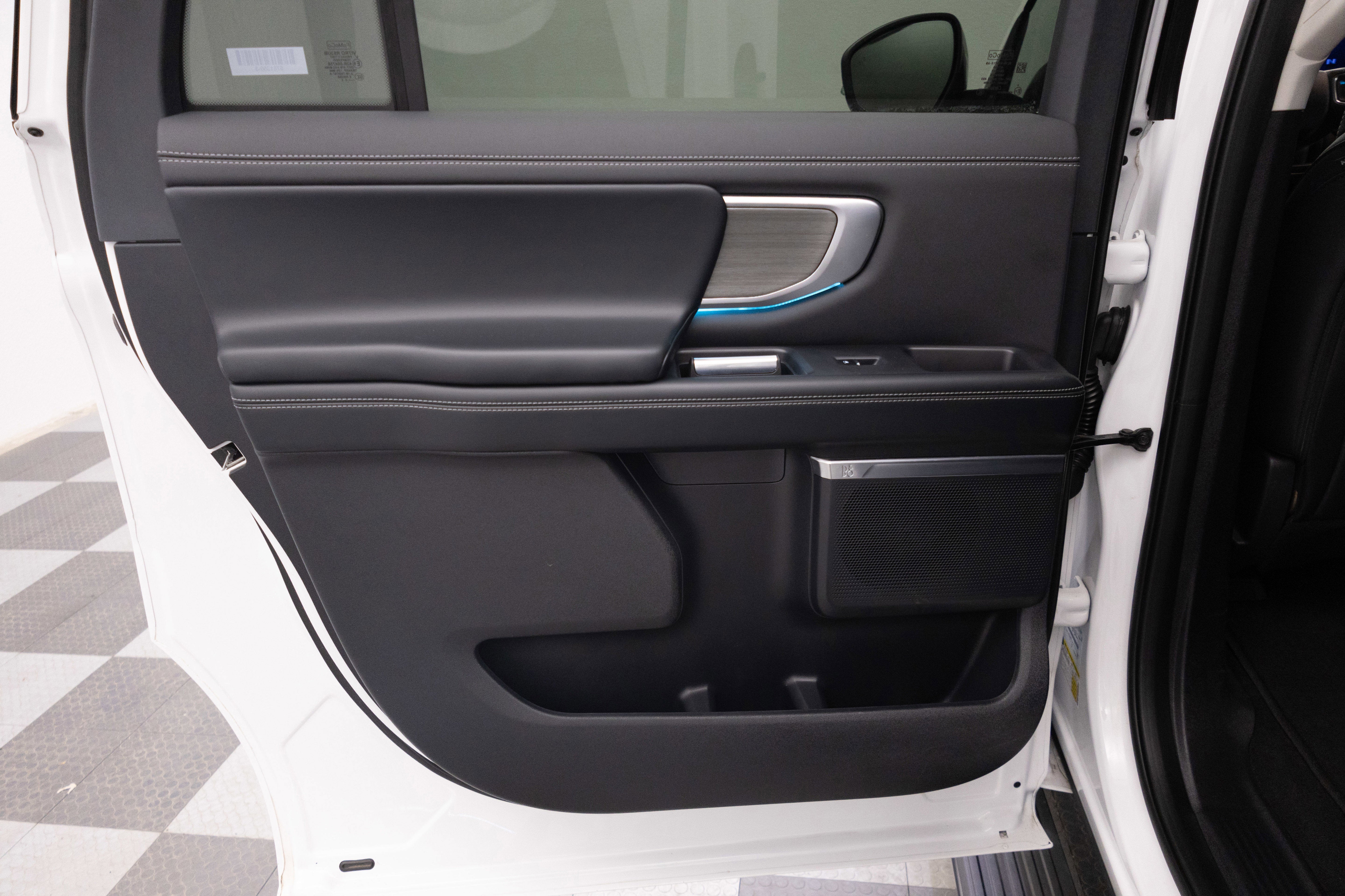 2025 Ford Expedition Platinum MAX