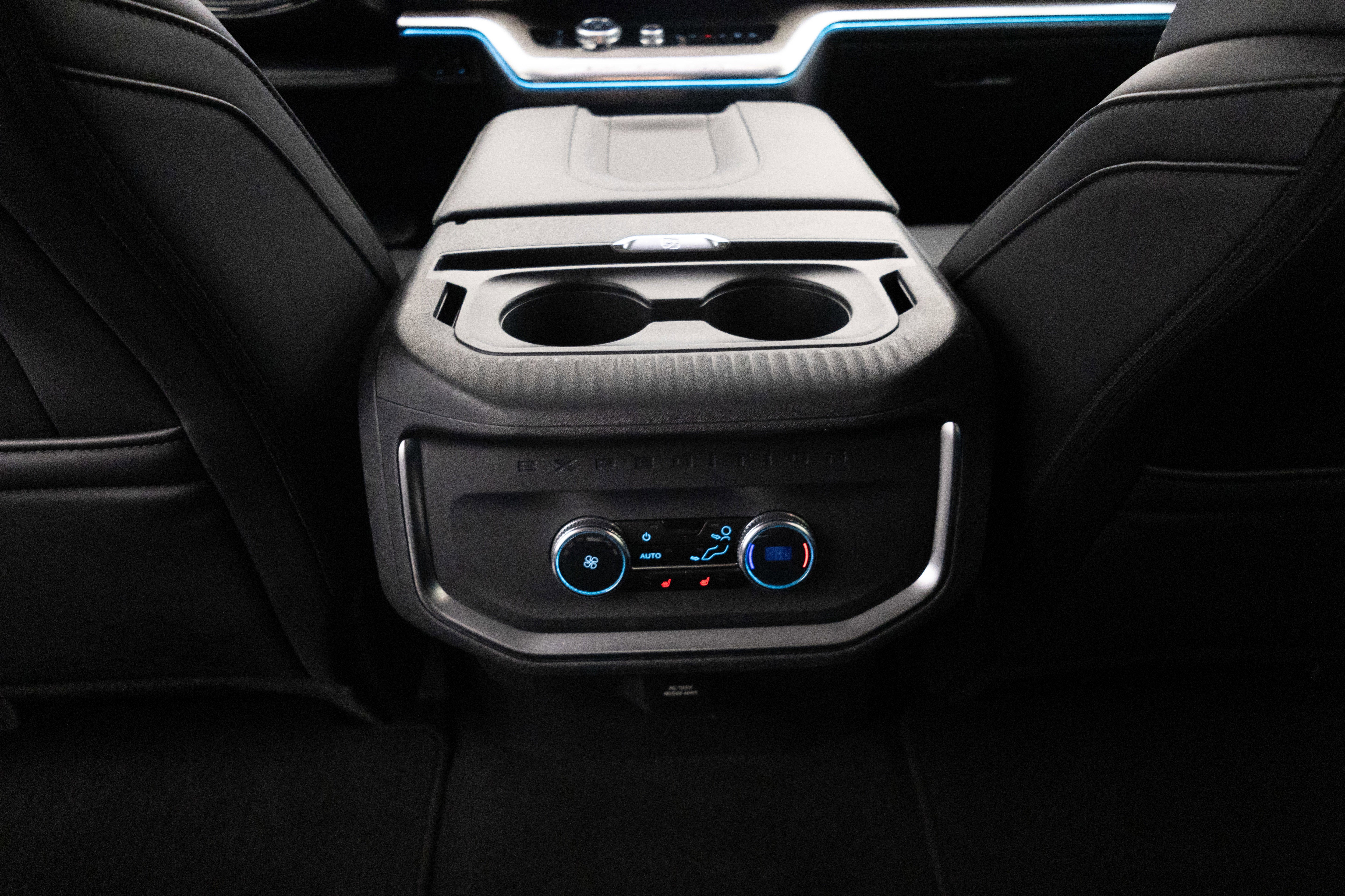 2025 Ford Expedition Platinum MAX