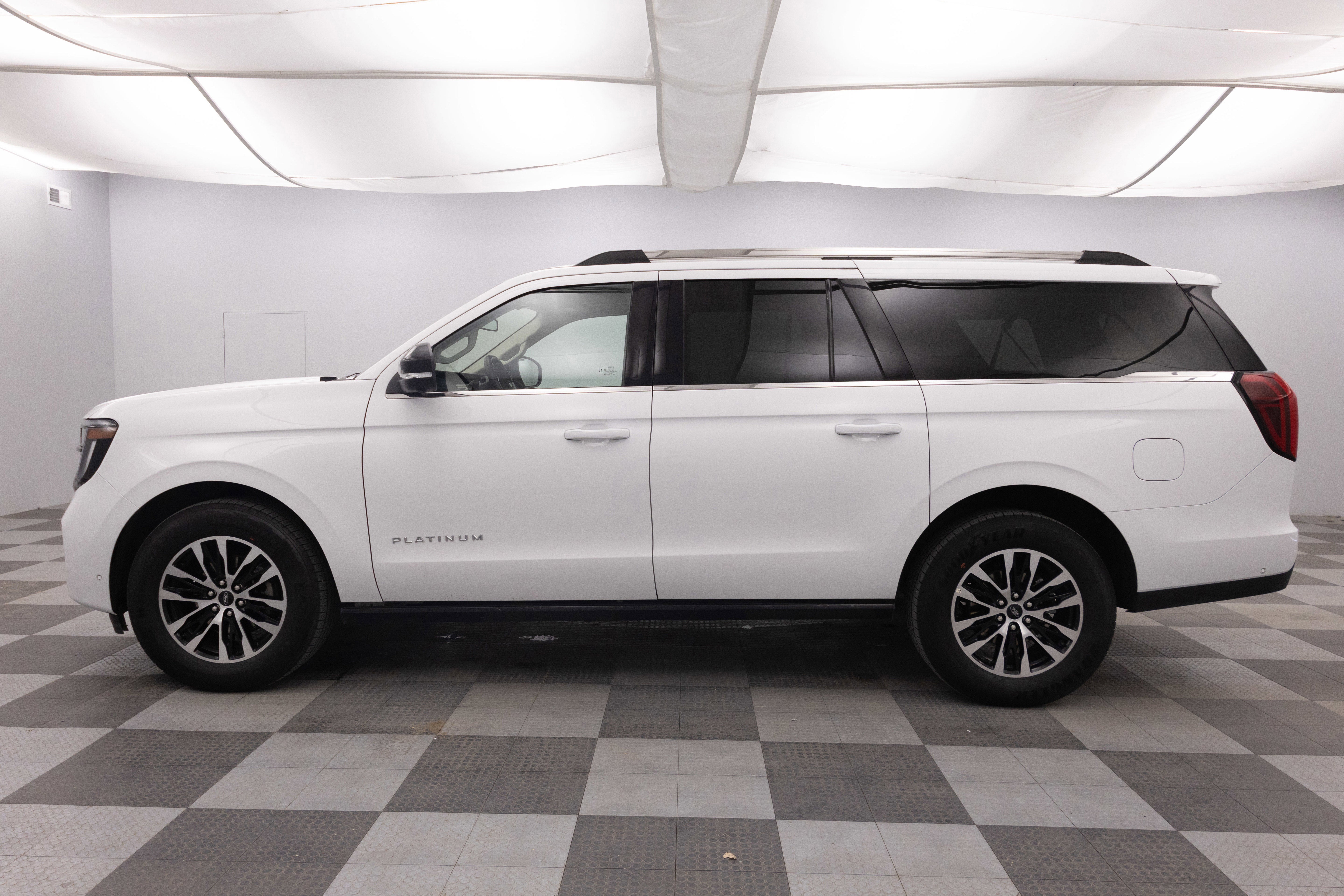 2025 Ford Expedition Platinum MAX