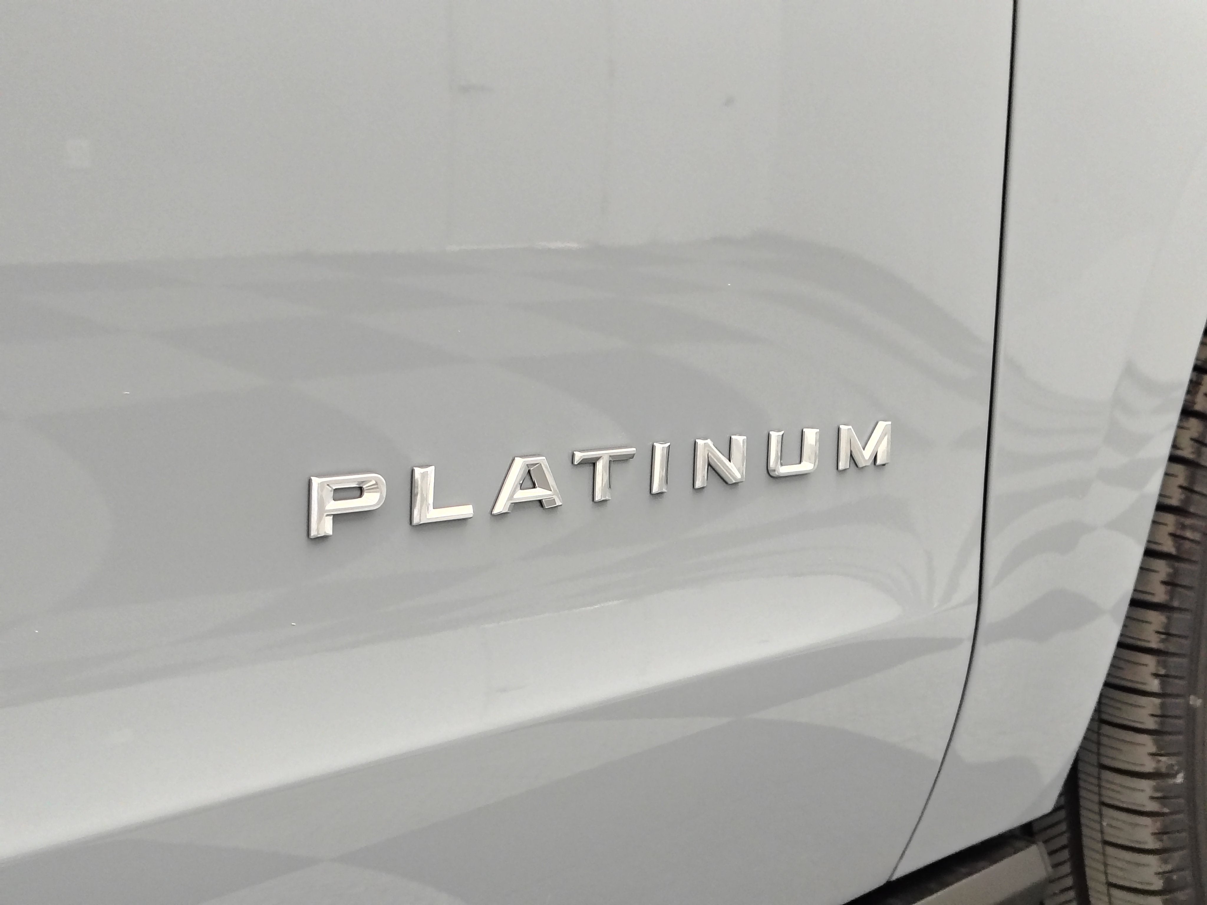 2027 Ford Expedition Platinum