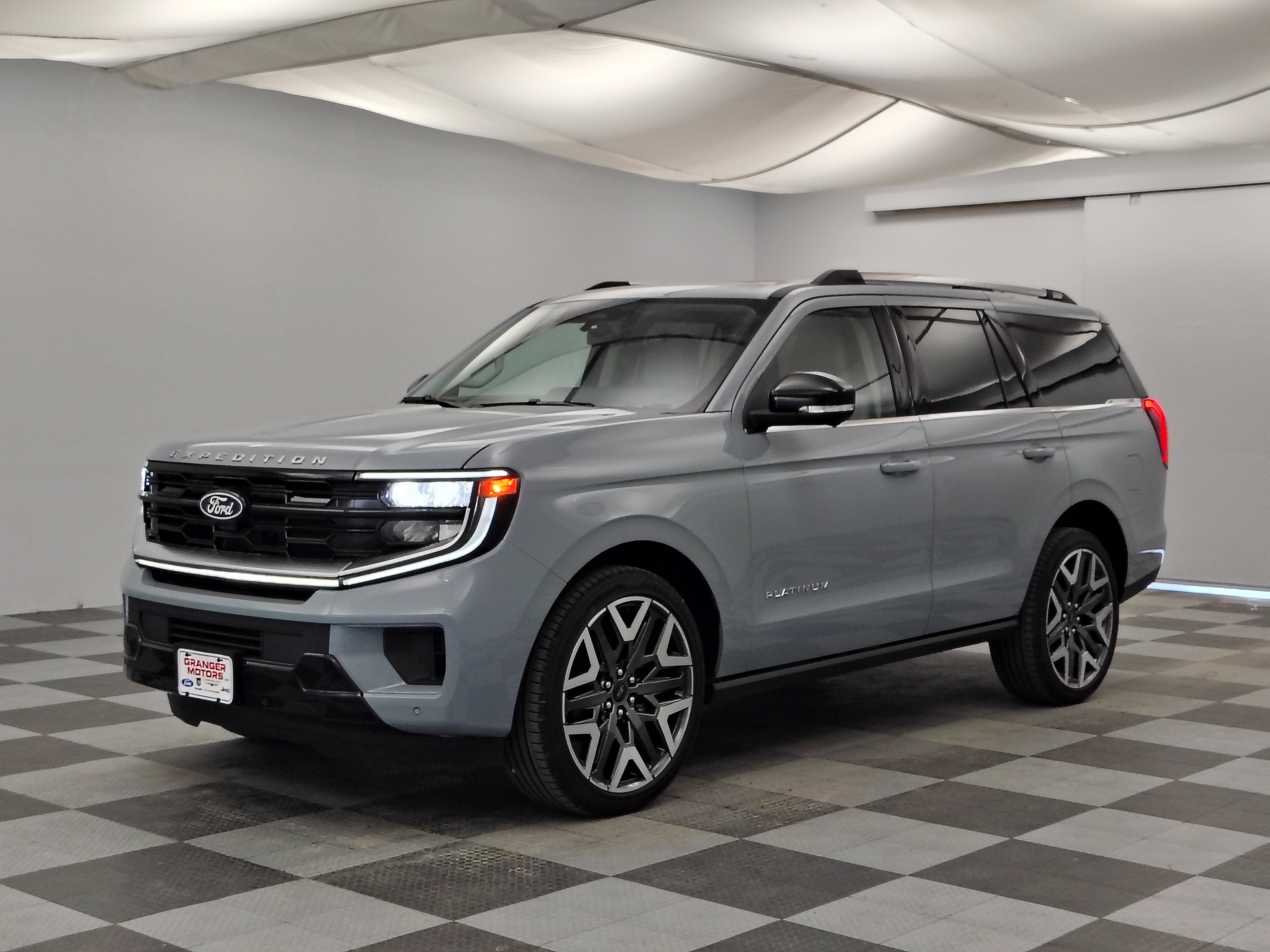 2027 Ford Expedition Platinum