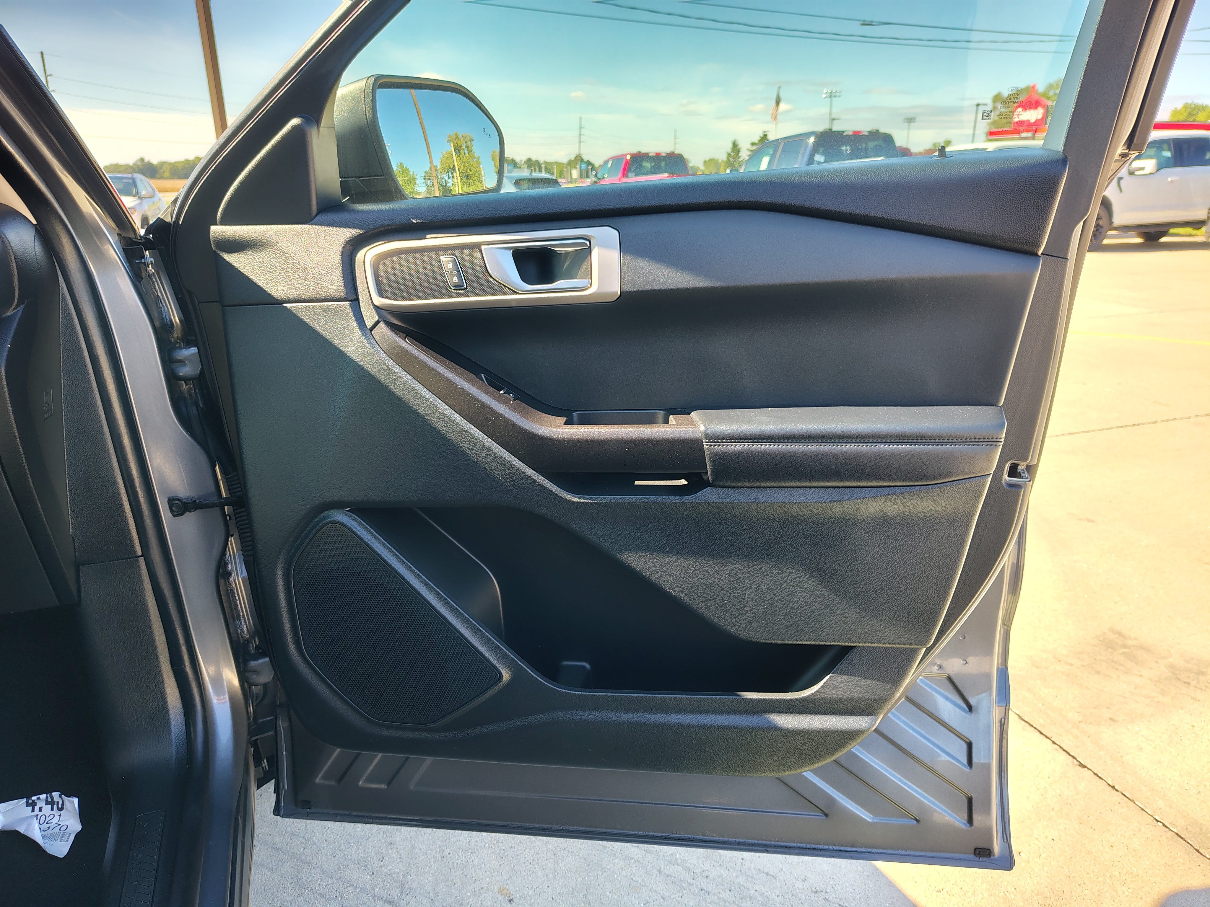 2021 Ford Explorer Base