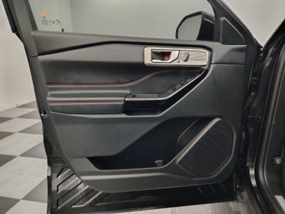 2024 Ford Explorer ST-Line