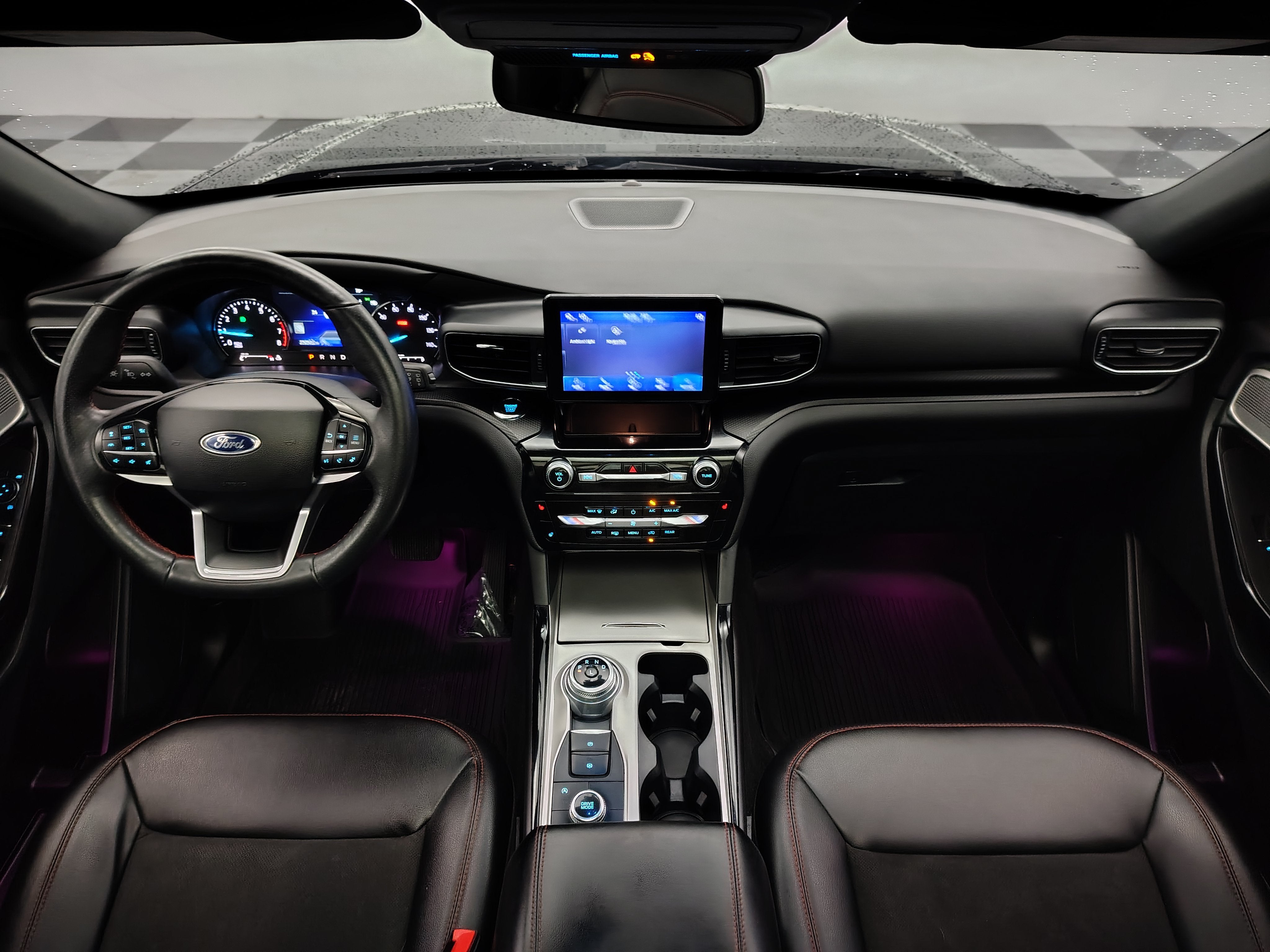 2024 Ford Explorer ST-Line