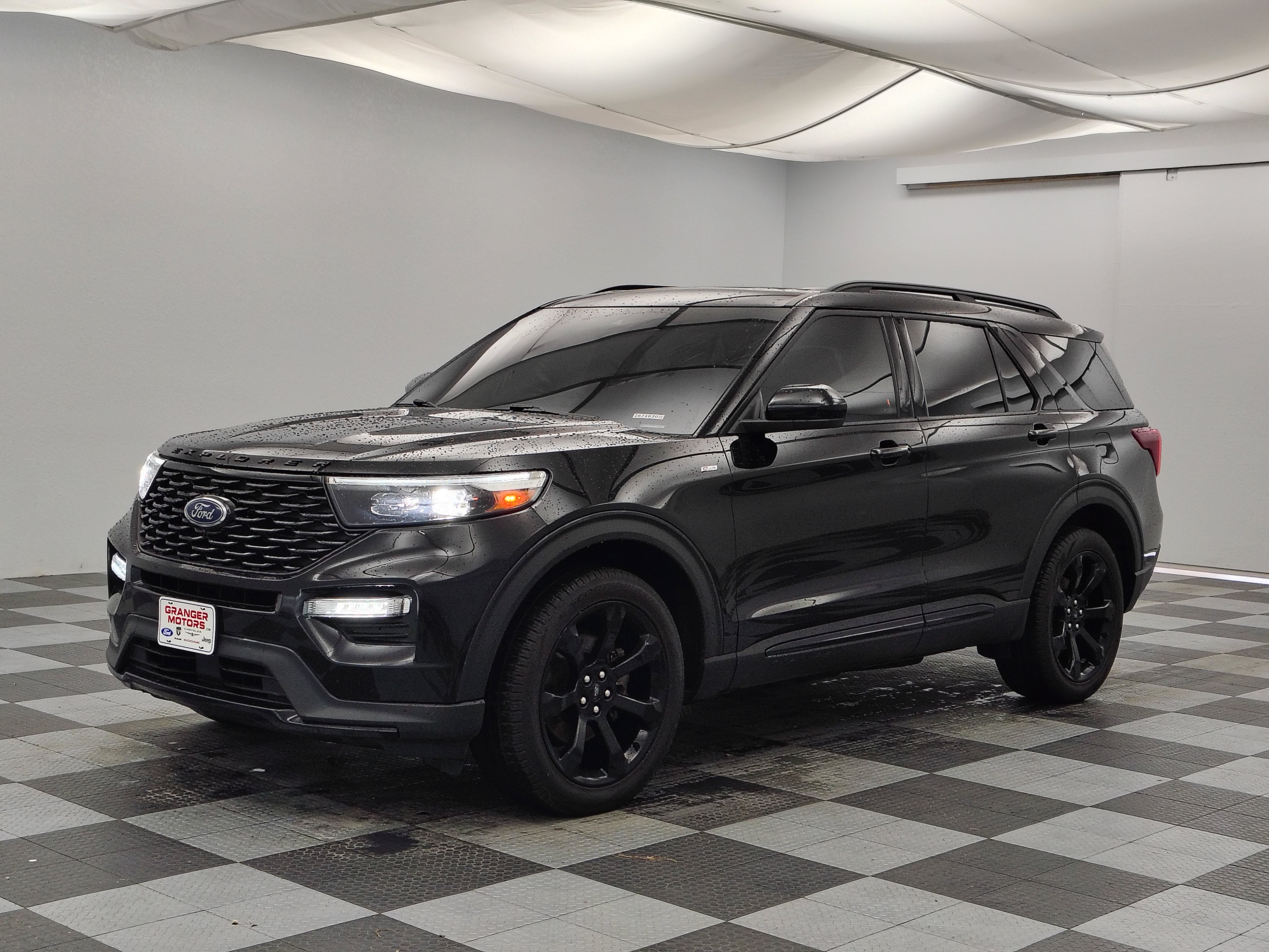 2024 Ford Explorer ST-Line