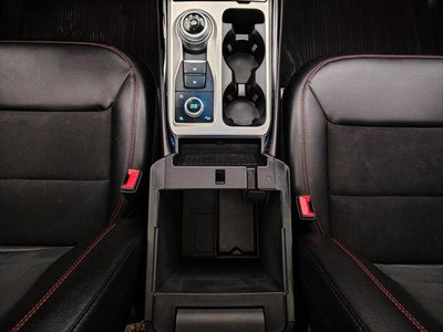 2024 Ford Explorer ST-Line