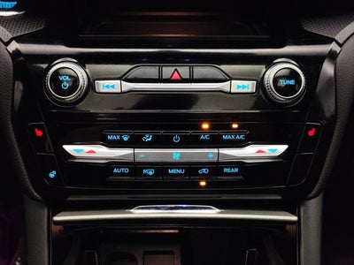 2024 Ford Explorer ST-Line
