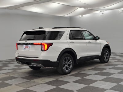 2027 Ford Explorer Active w/200A Pkg