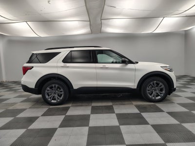 2027 Ford Explorer Active w/200A Pkg