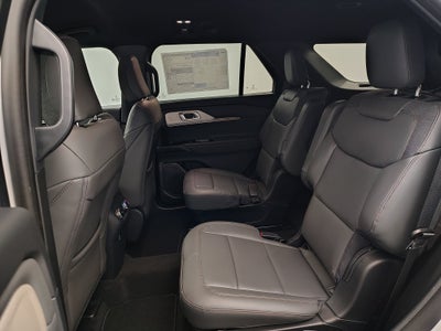 2027 Ford Explorer Active w/200A Pkg