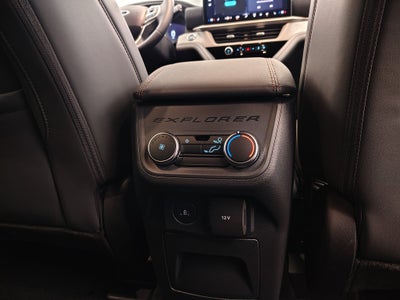 2027 Ford Explorer Active w/200A Pkg