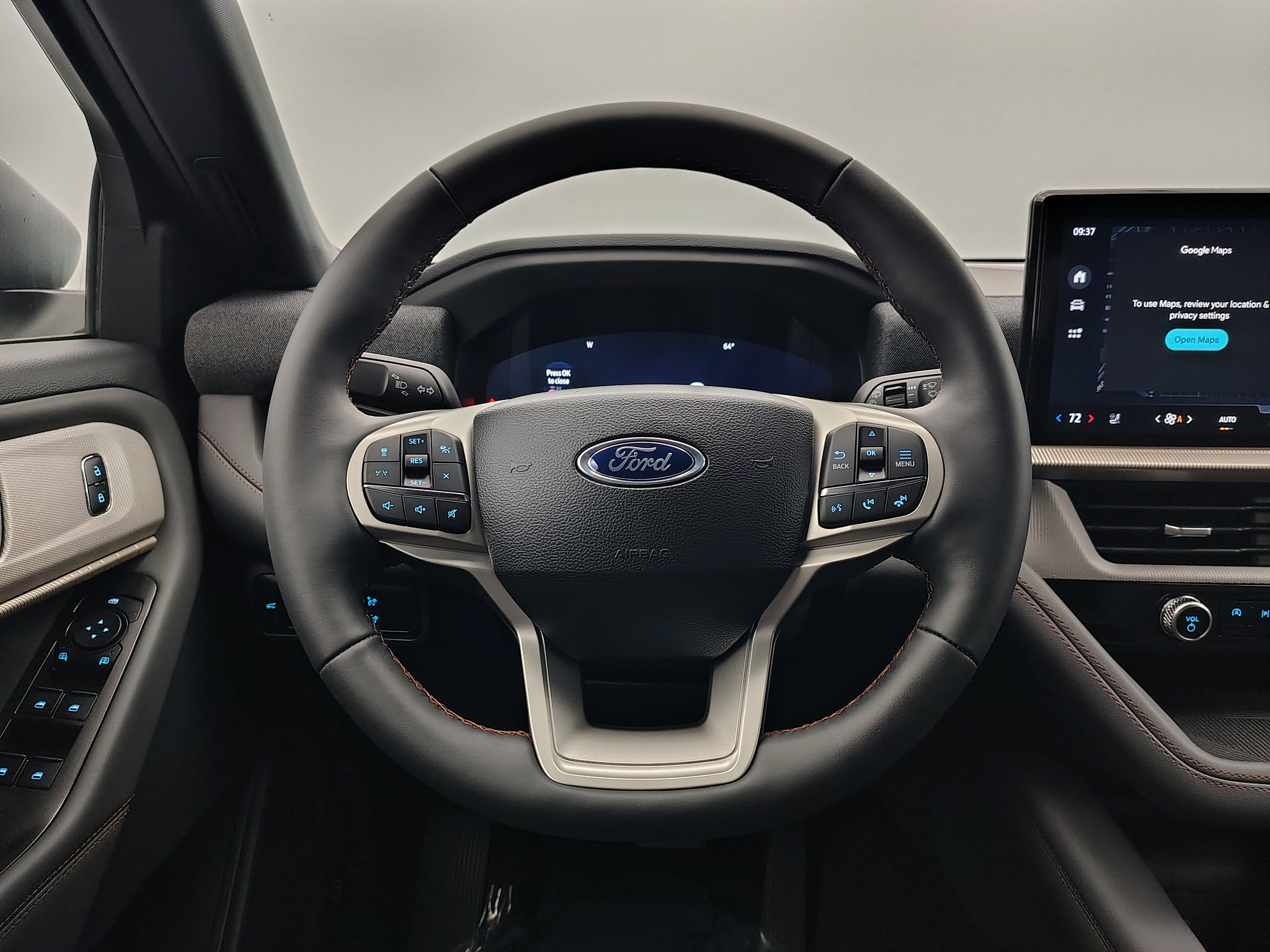 2027 Ford Explorer Active w/200A Pkg
