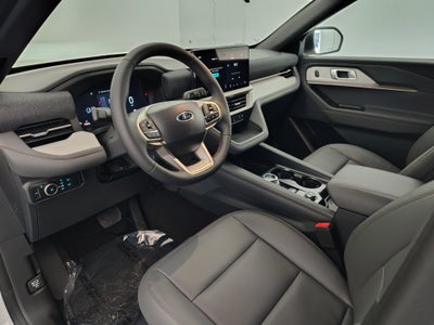 2027 Ford Explorer Active w/200A Pkg
