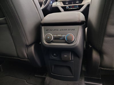 2027 Ford Explorer Active w/200A Pkg