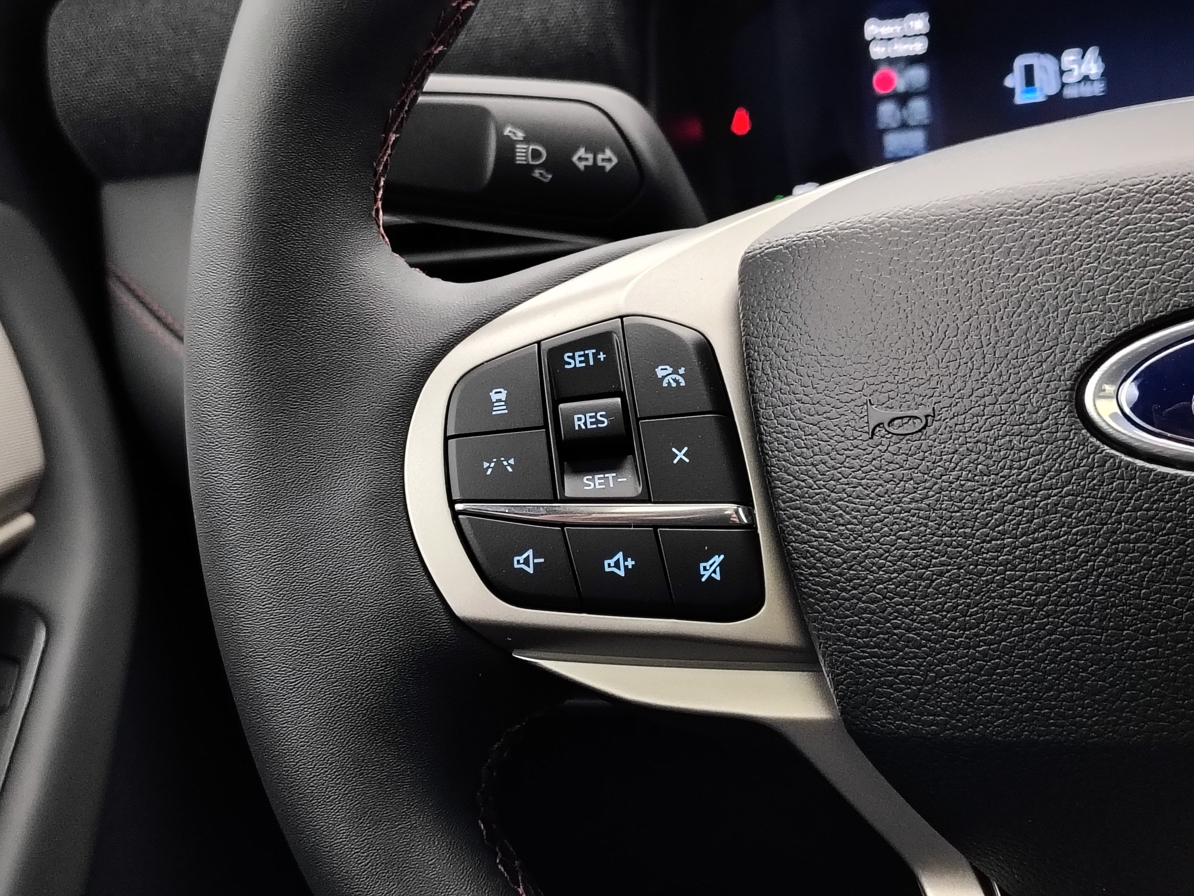 2027 Ford Explorer Active w/200A Pkg