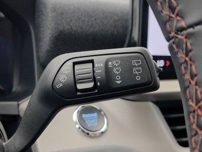 2027 Ford Explorer Active w/200A Pkg
