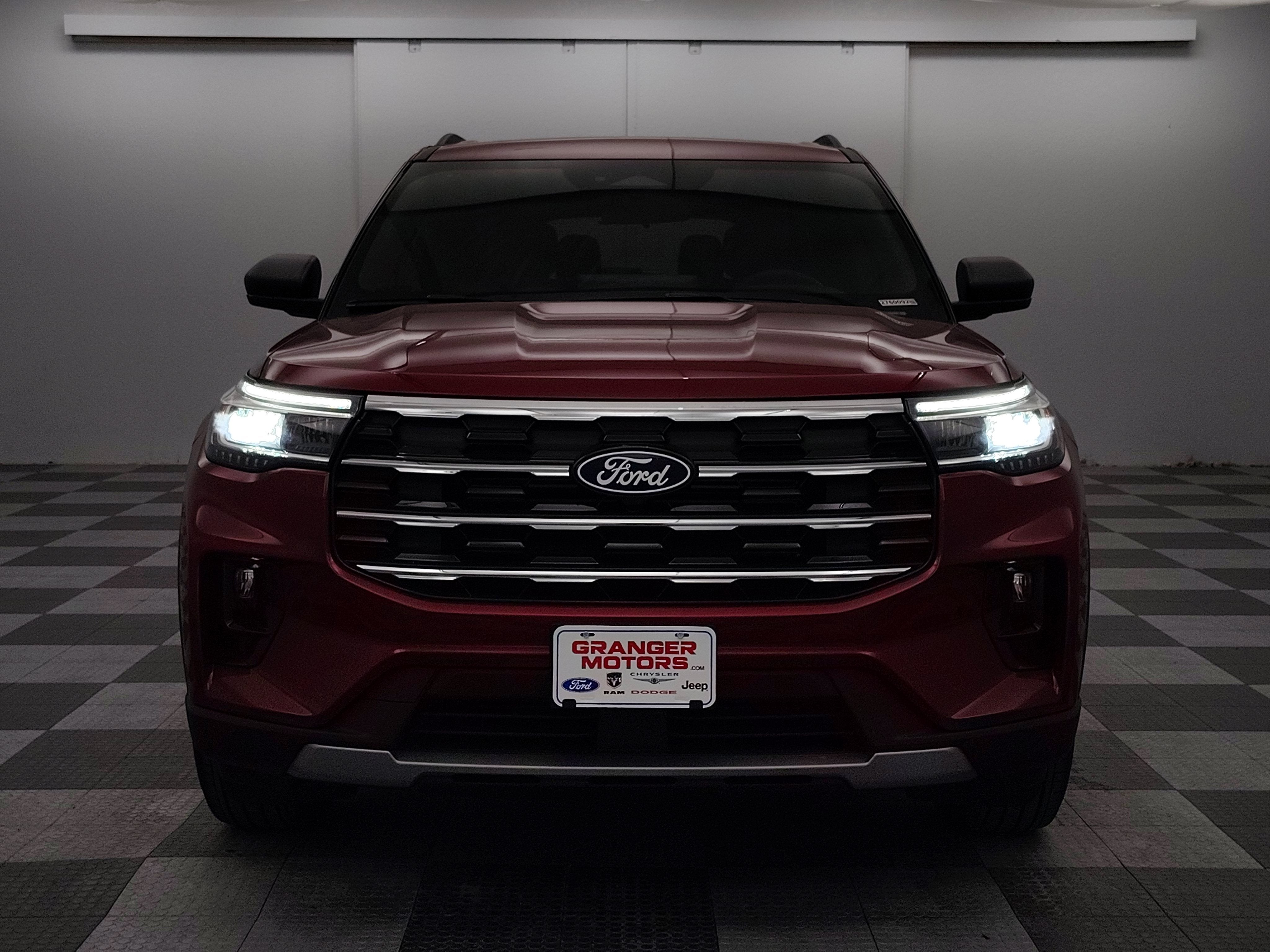 2027 Ford Explorer Active w/200A Pkg