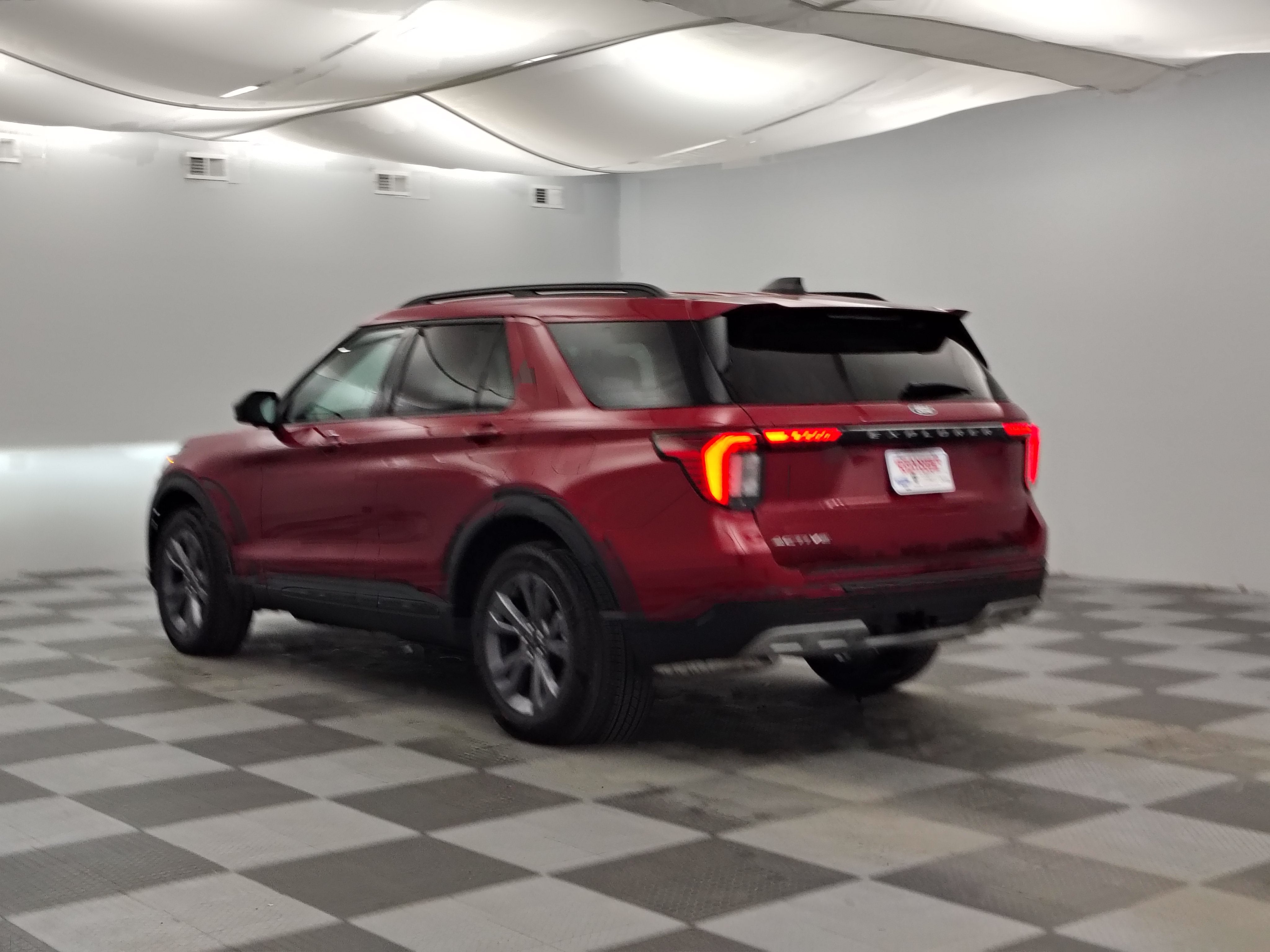 2027 Ford Explorer Active w/200A Pkg