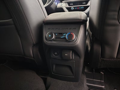 2027 Ford Explorer Active w/200A Pkg