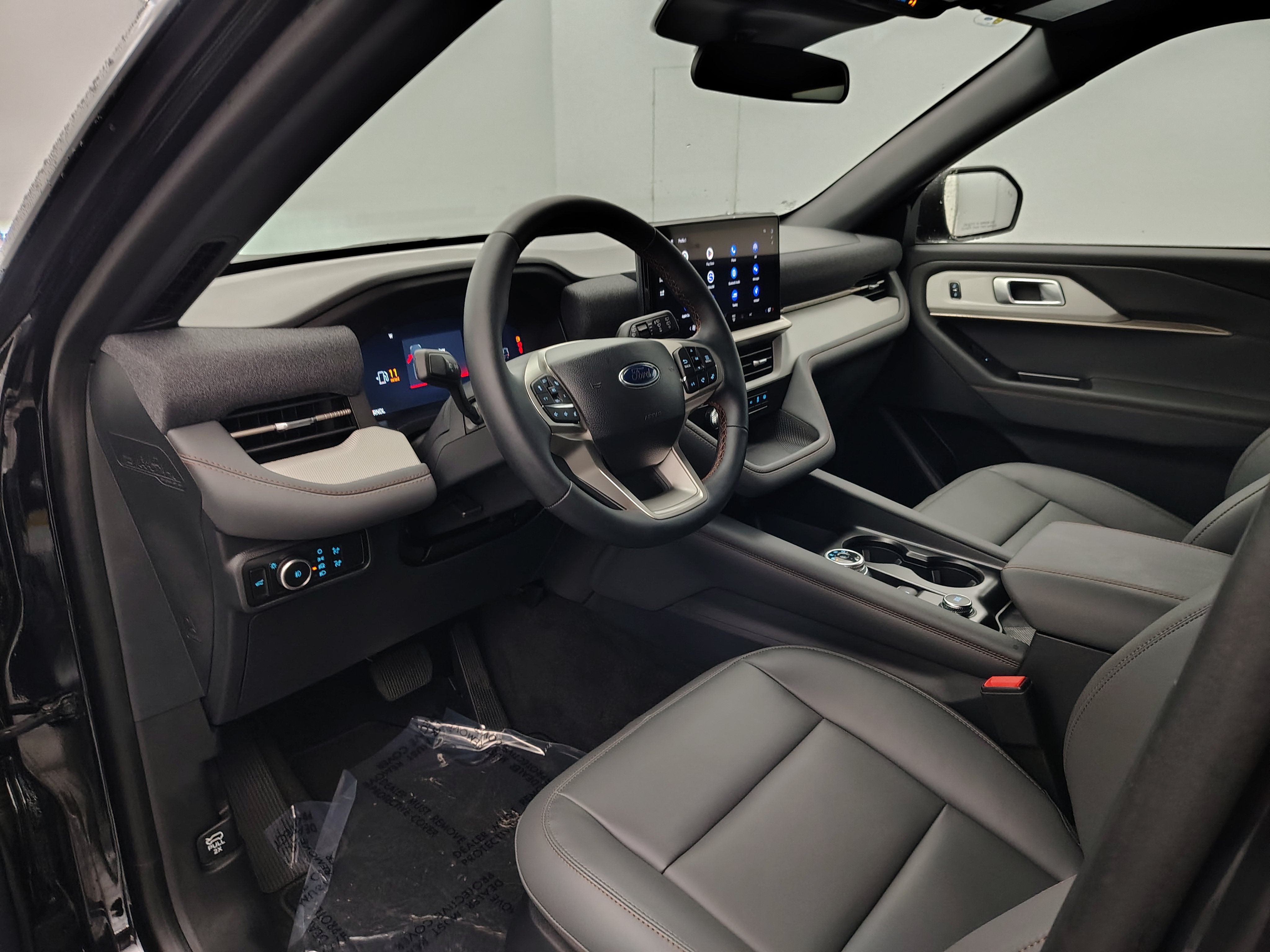 2027 Ford Explorer Active w/200A Pkg