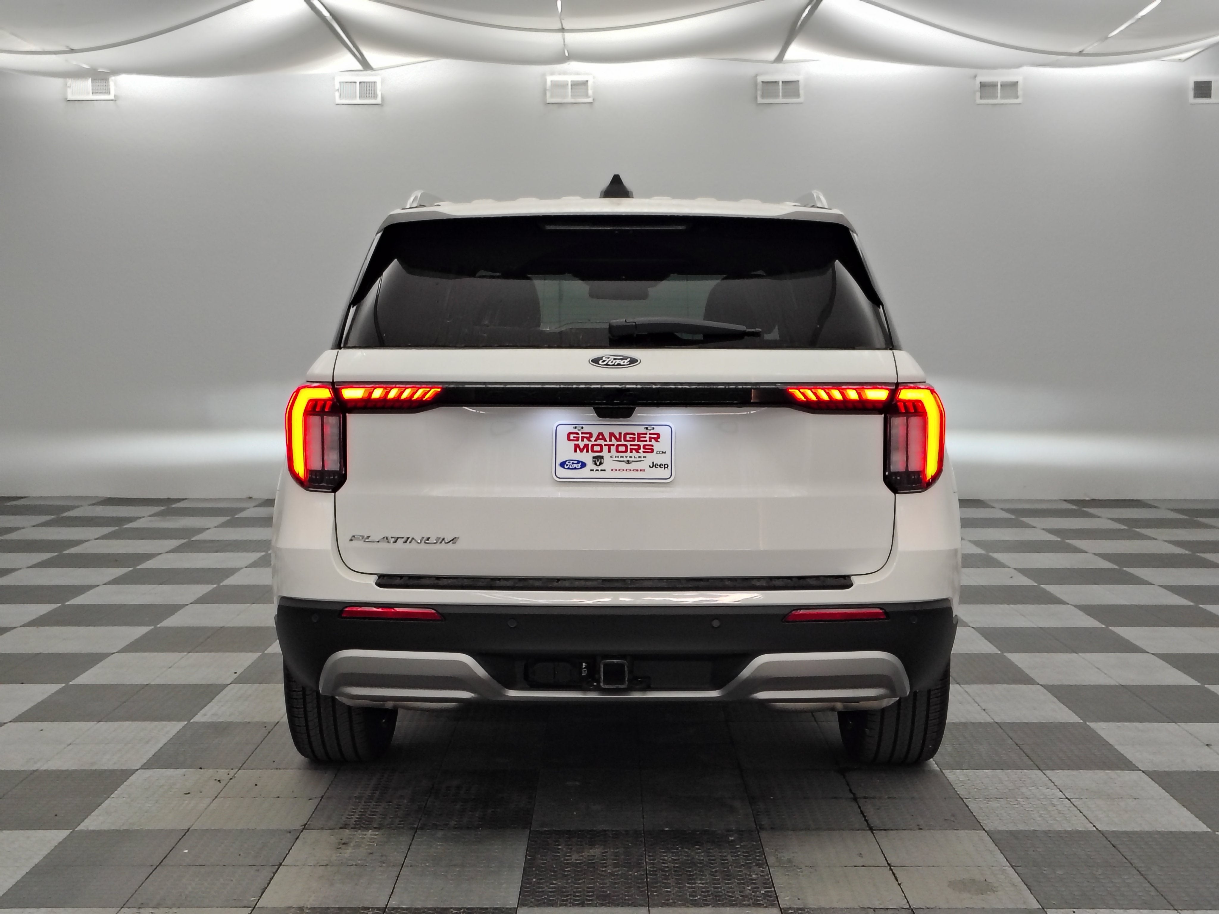 2027 Ford Explorer Platinum