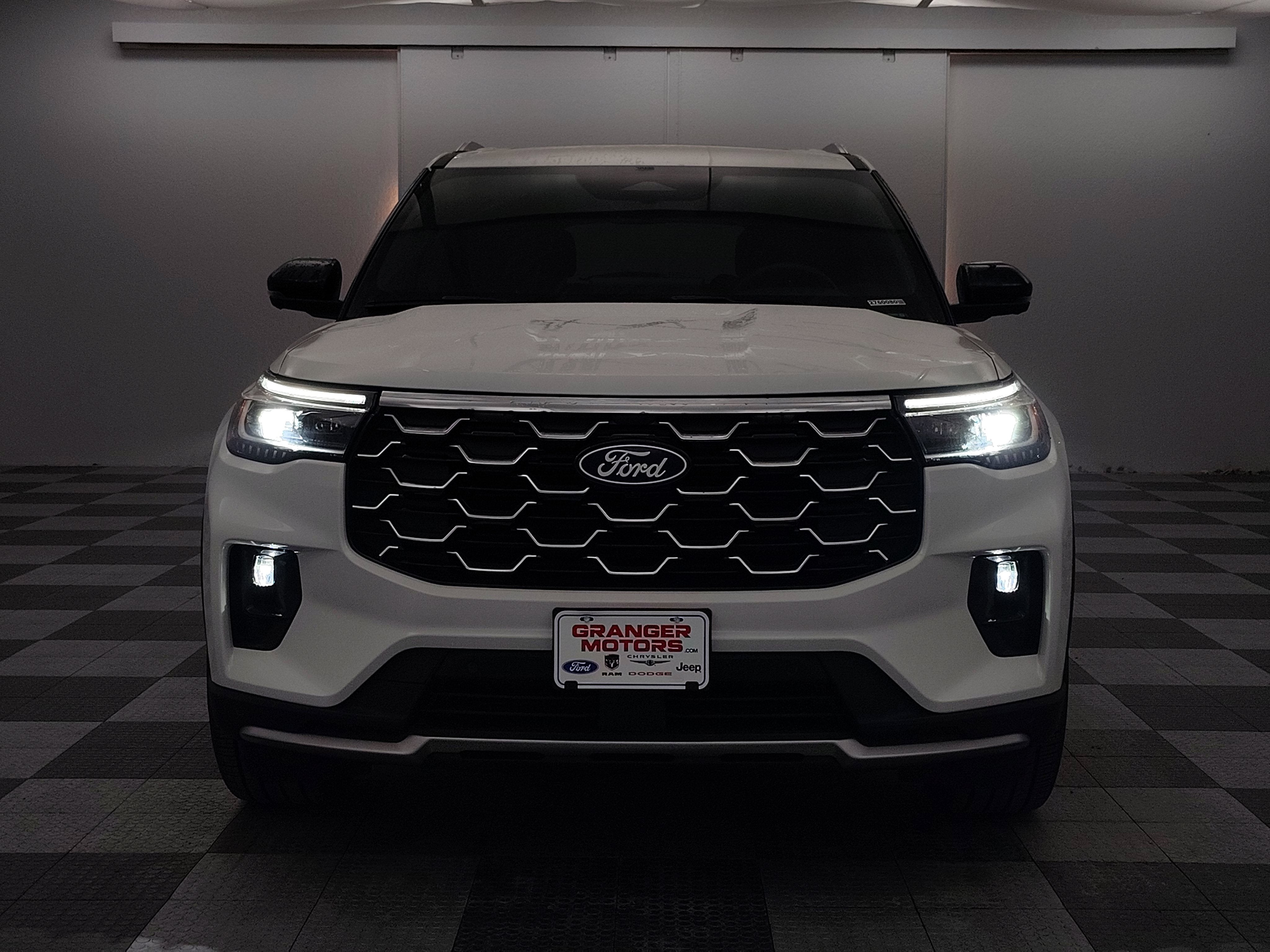2027 Ford Explorer Platinum