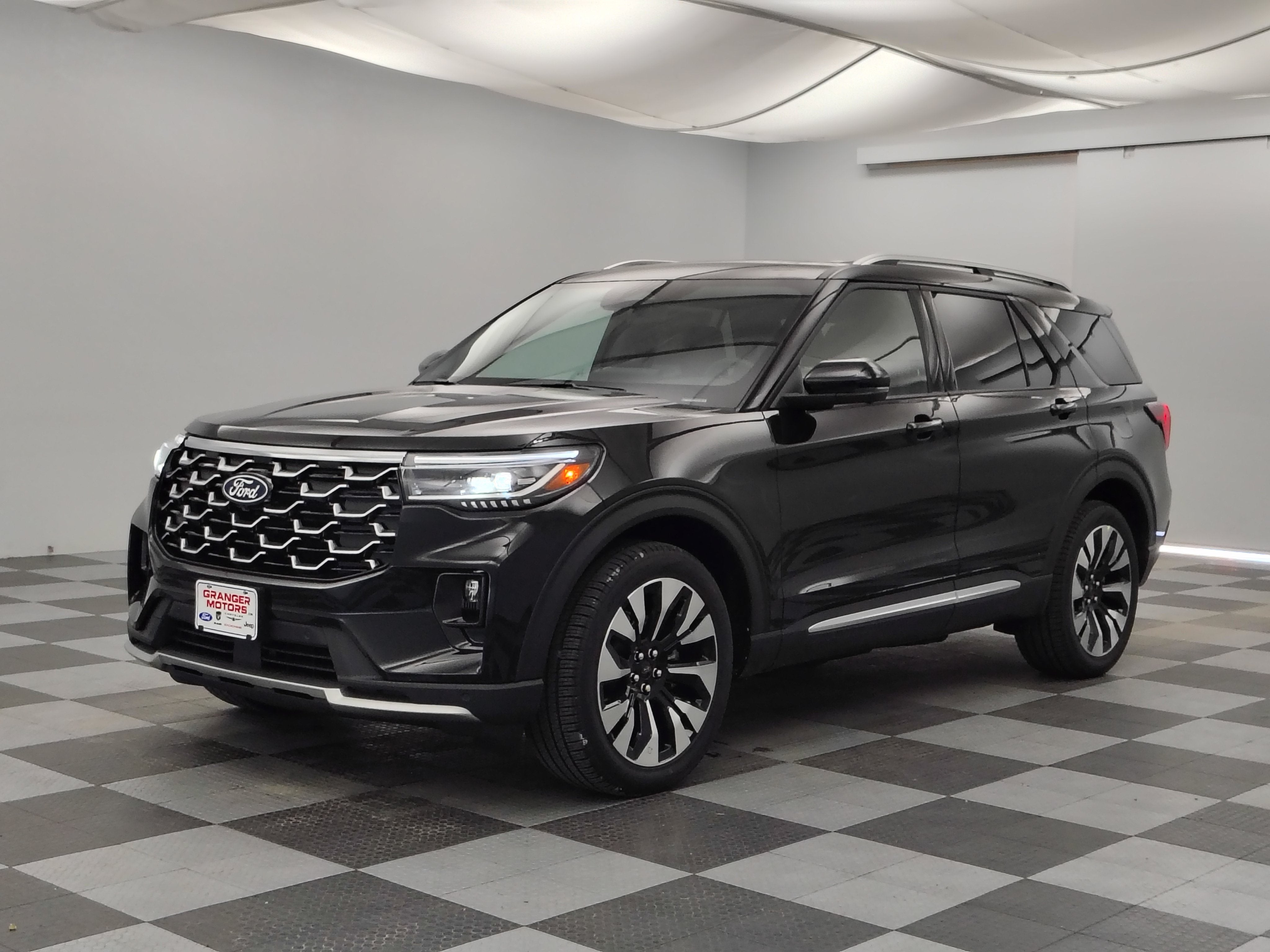 2027 Ford Explorer Platinum