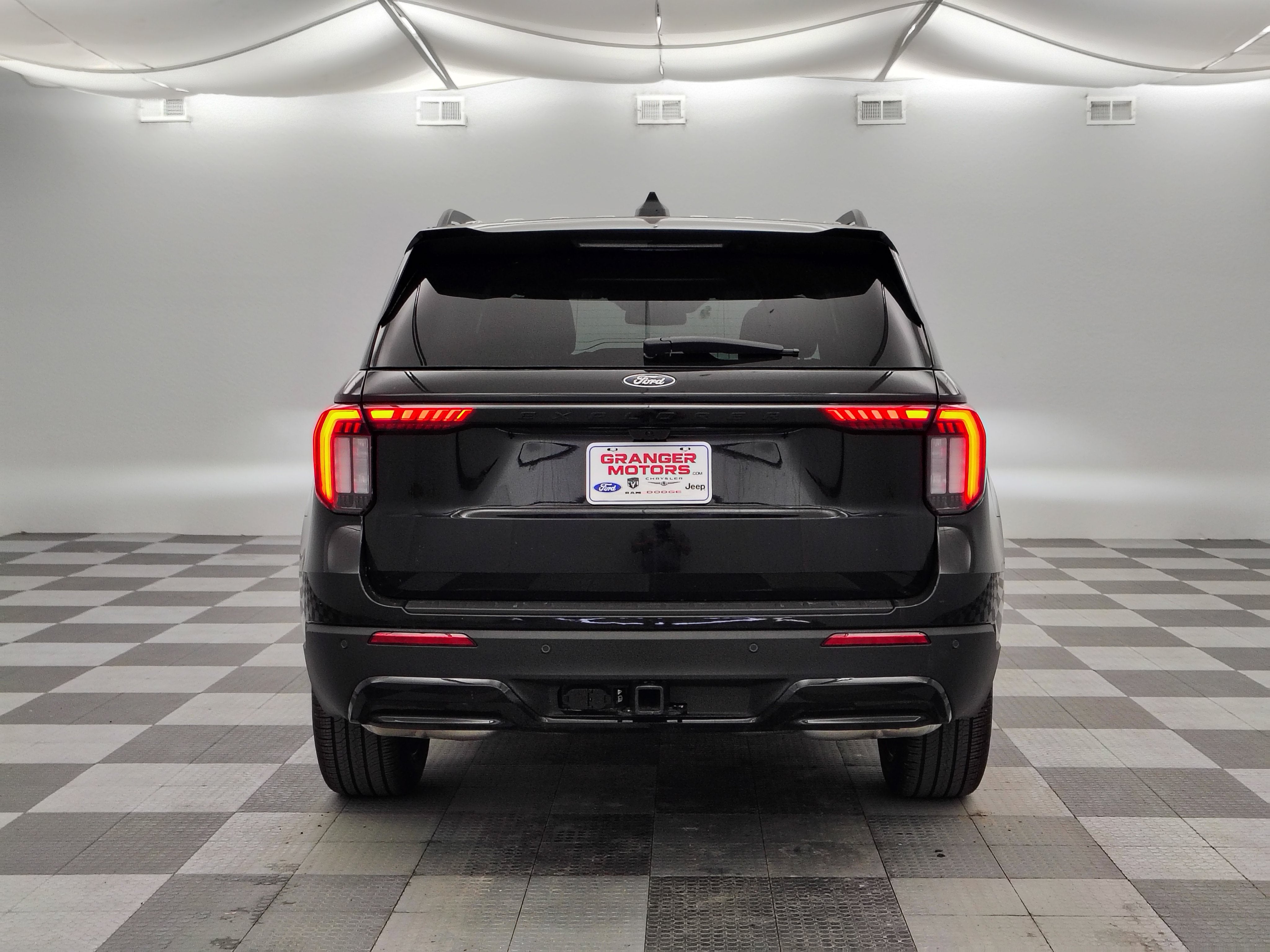 2027 Ford Explorer ST-Line