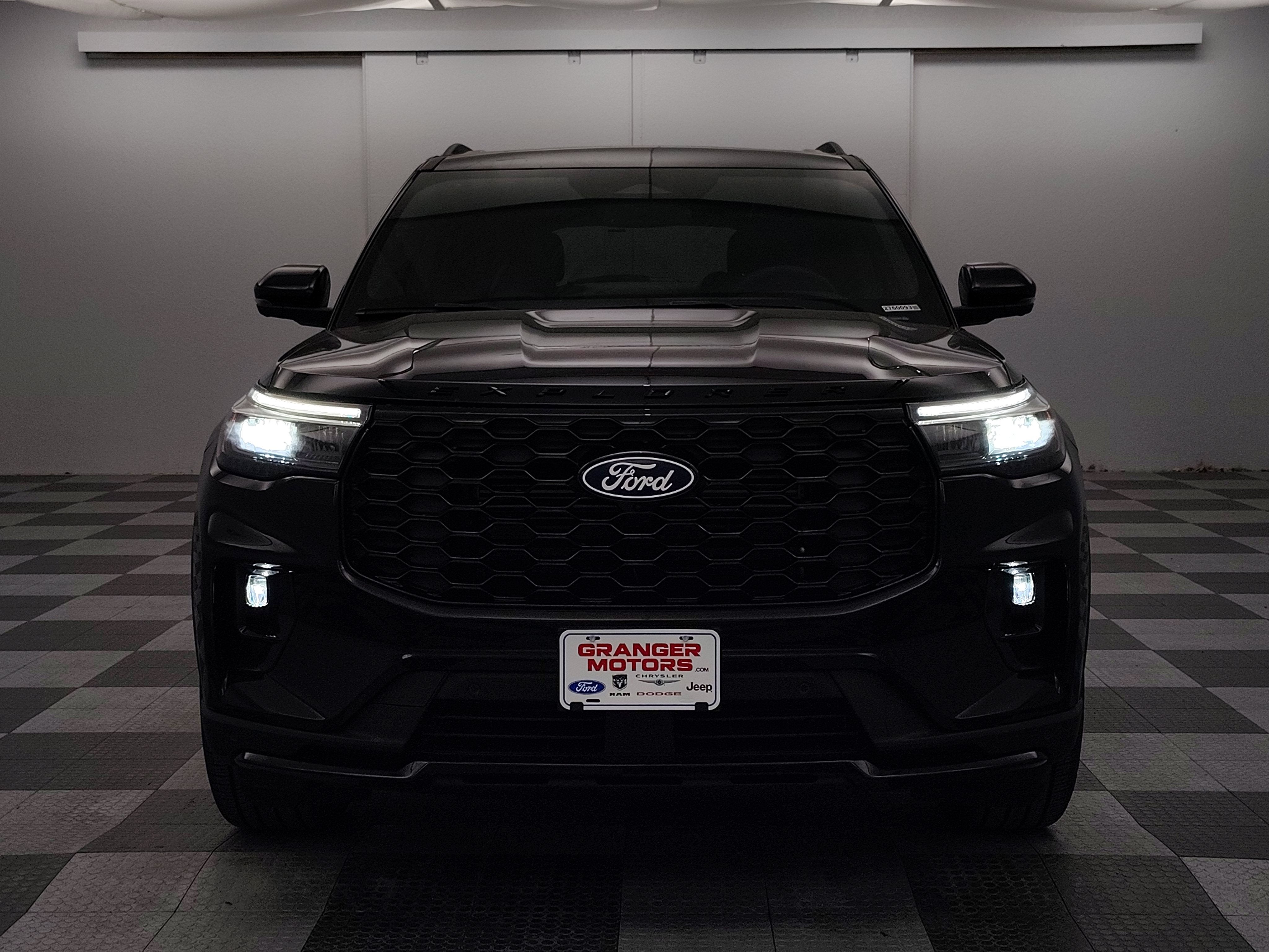 2027 Ford Explorer ST-Line