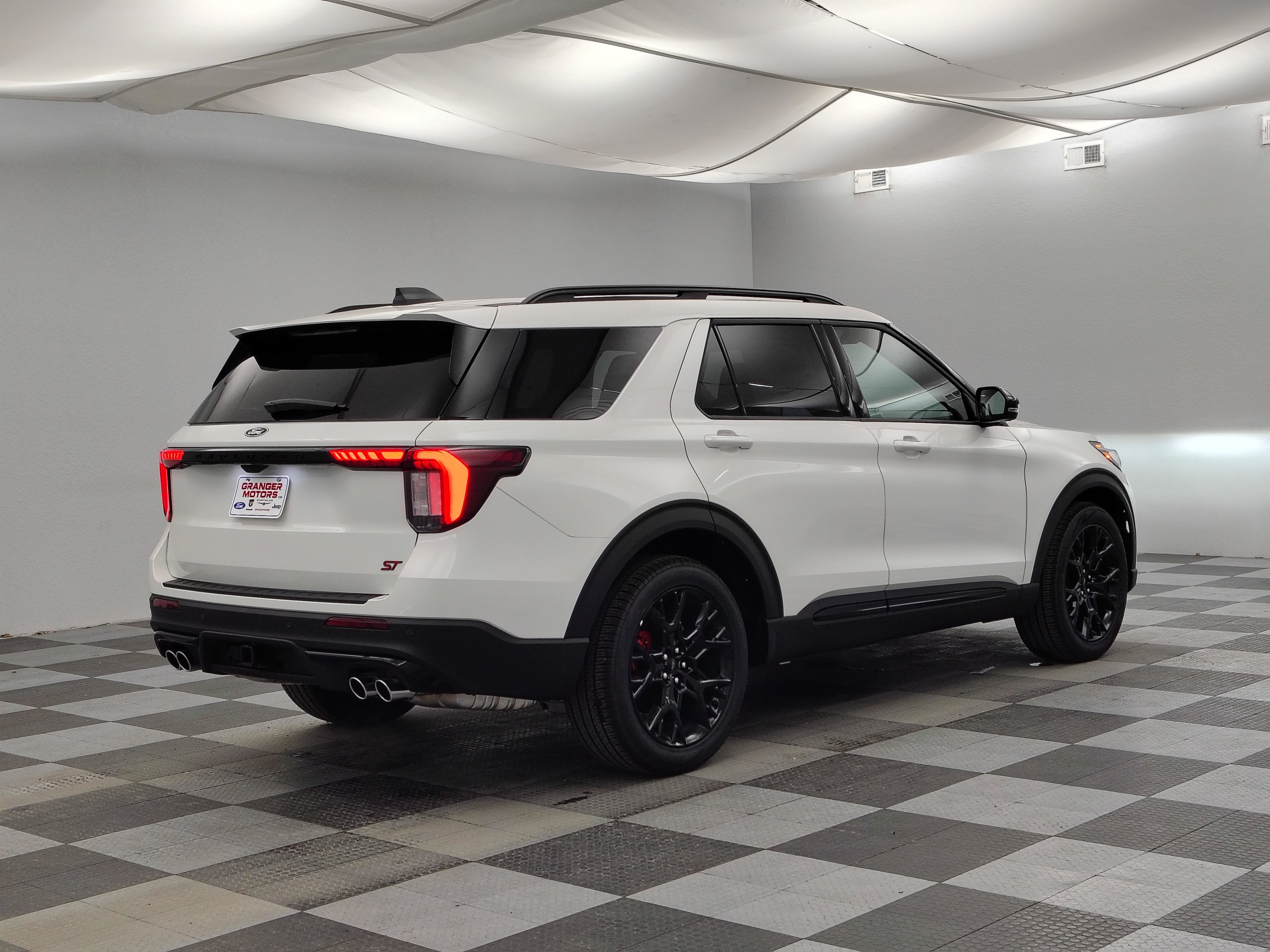 2027 Ford Explorer ST