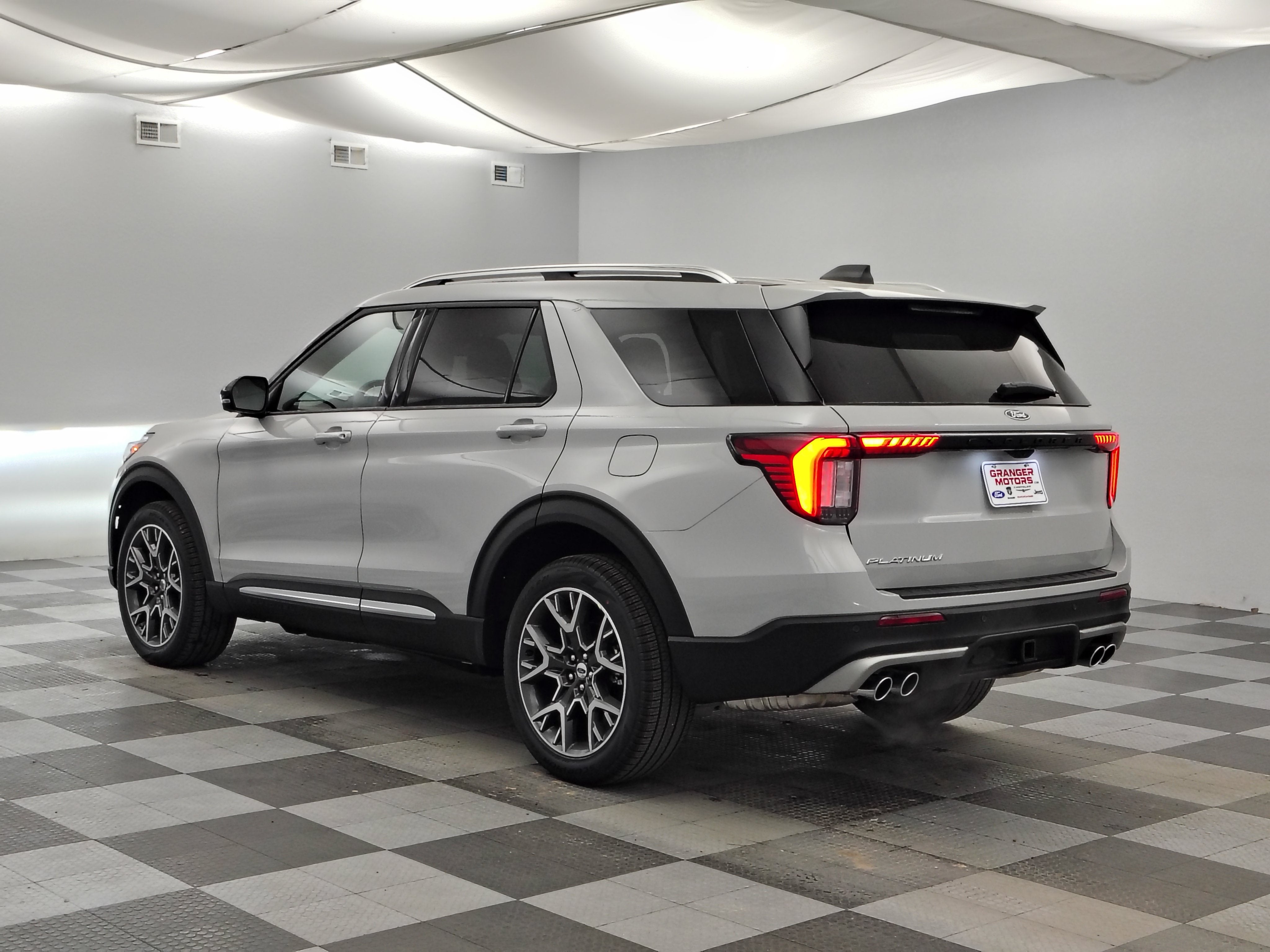 2027 Ford Explorer Platinum