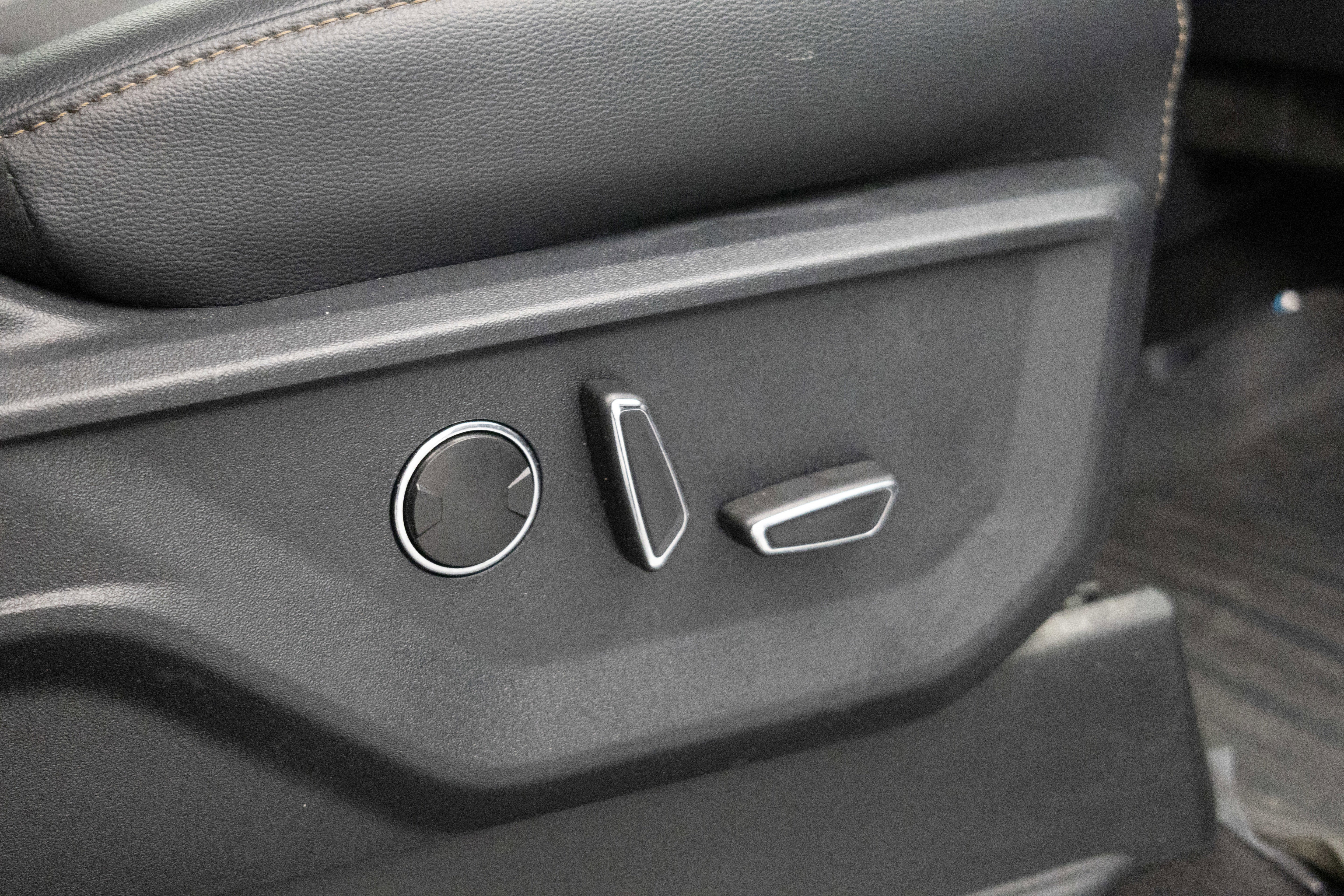 2024 Ford F-150 Lightning Lariat