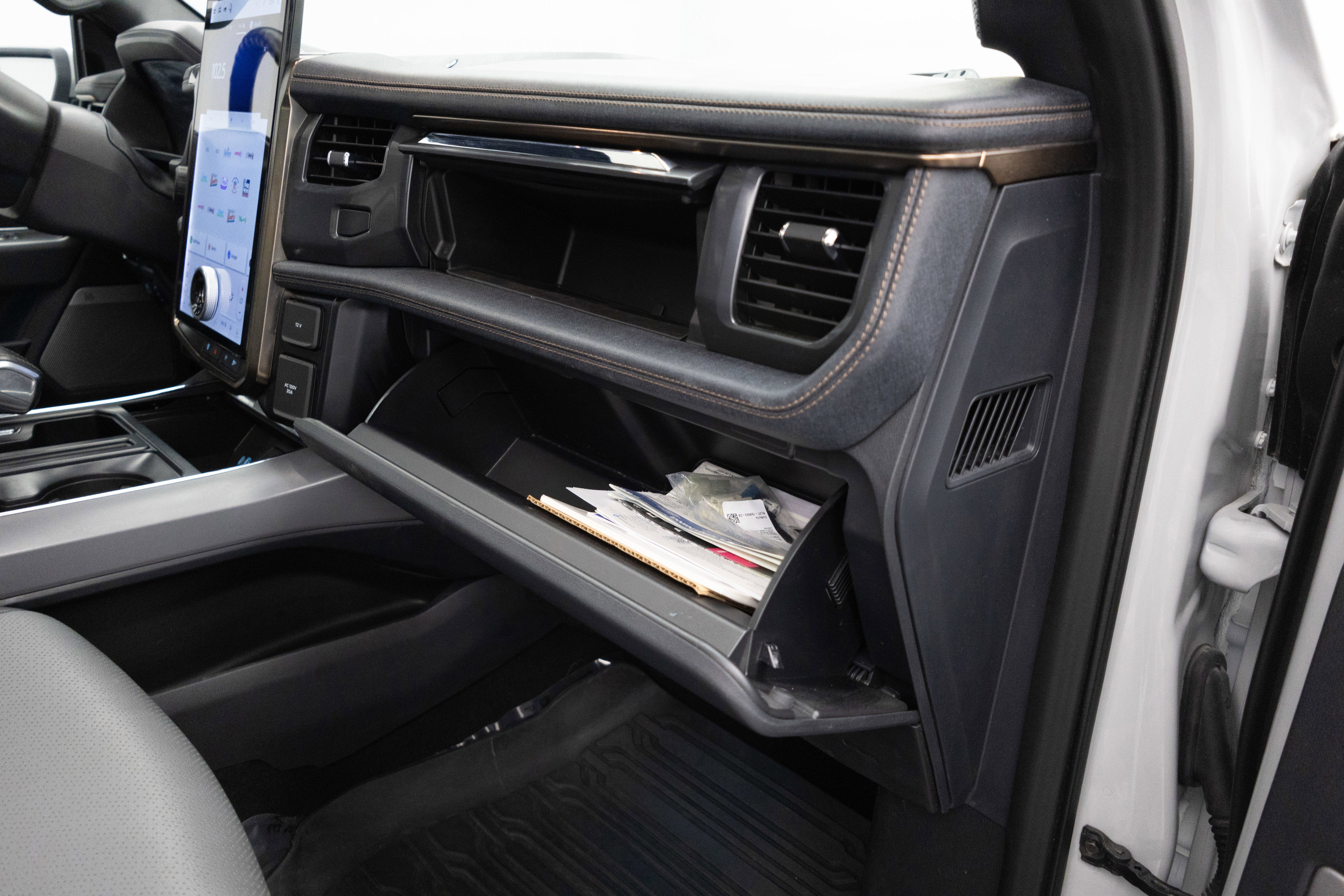 2024 Ford F-150 Lightning Lariat