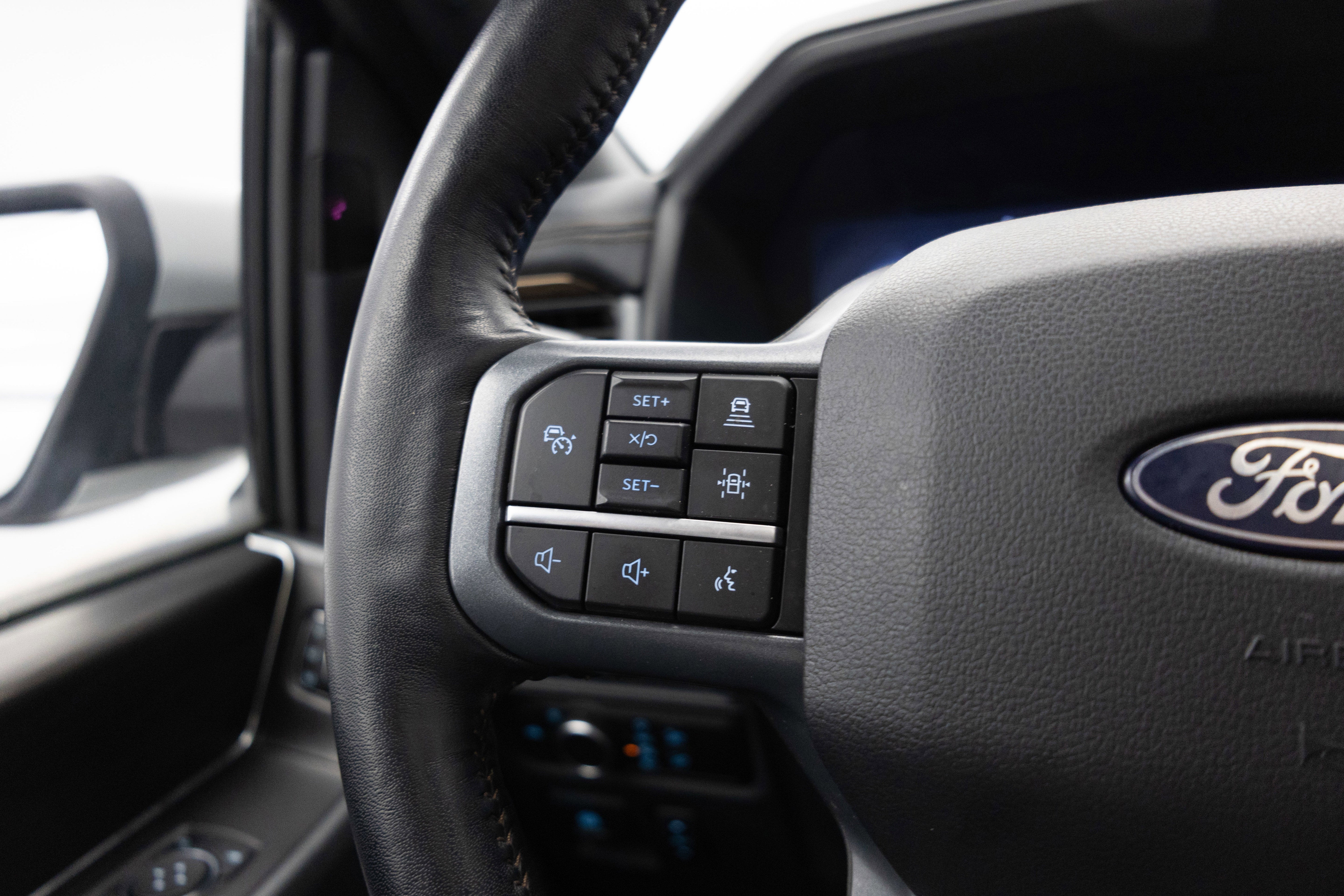 2024 Ford F-150 Lightning Lariat