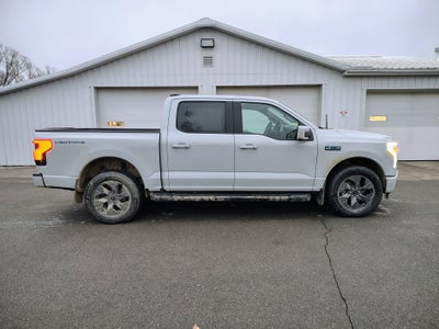 2024 Ford F-150 Lightning Lariat