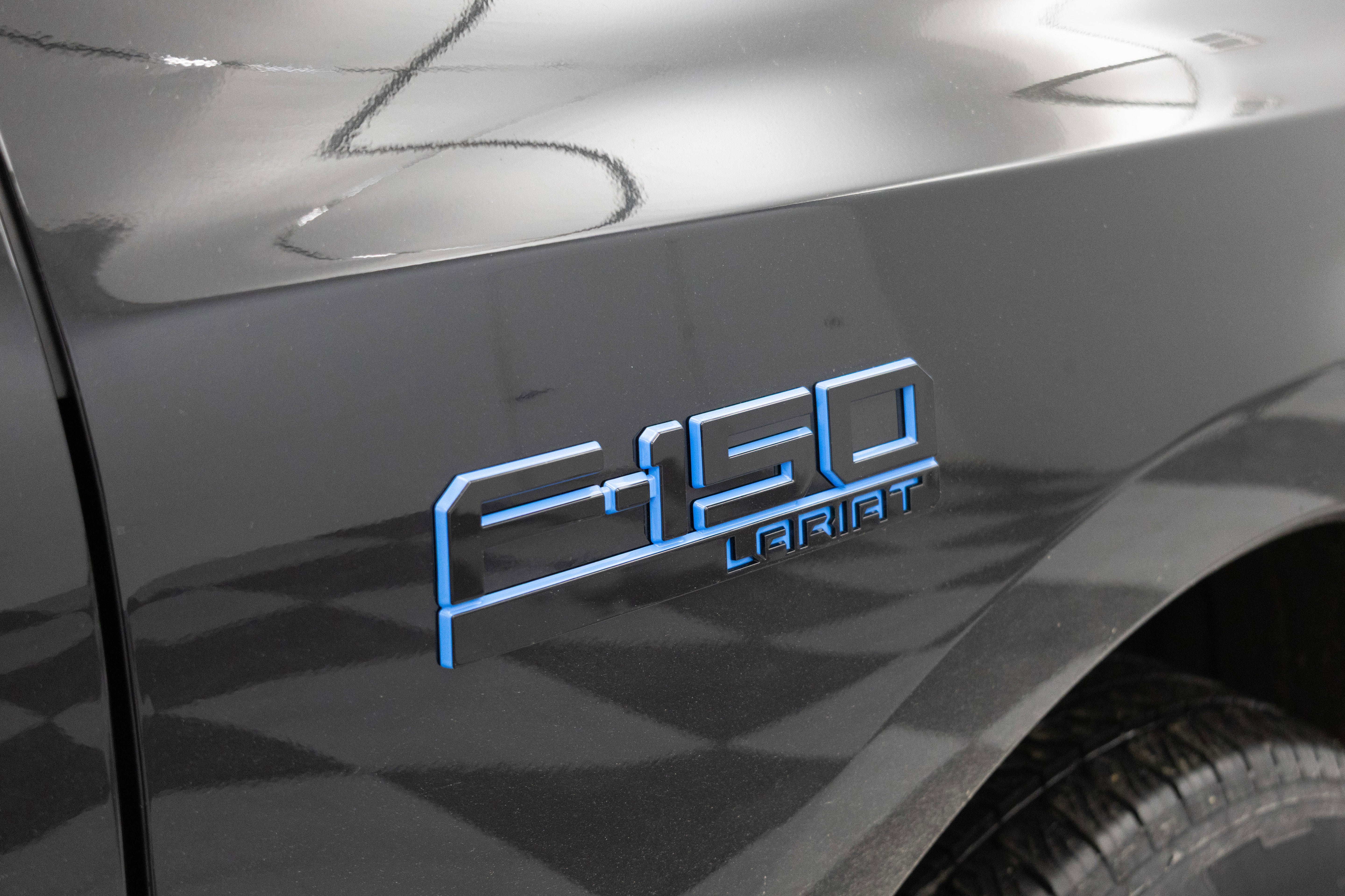 2025 Ford F-150 Lightning Lariat