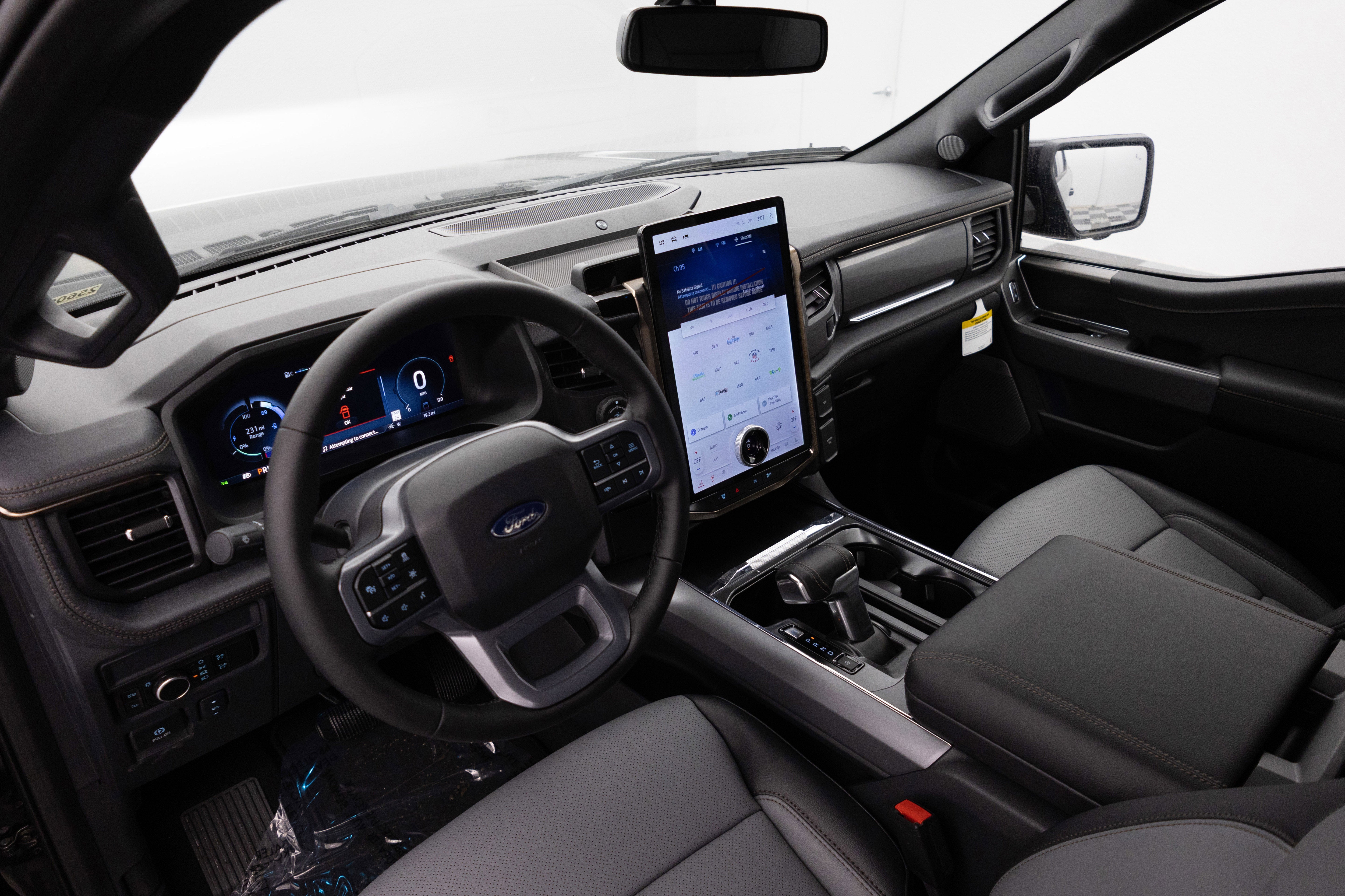 2025 Ford F-150 Lightning Lariat