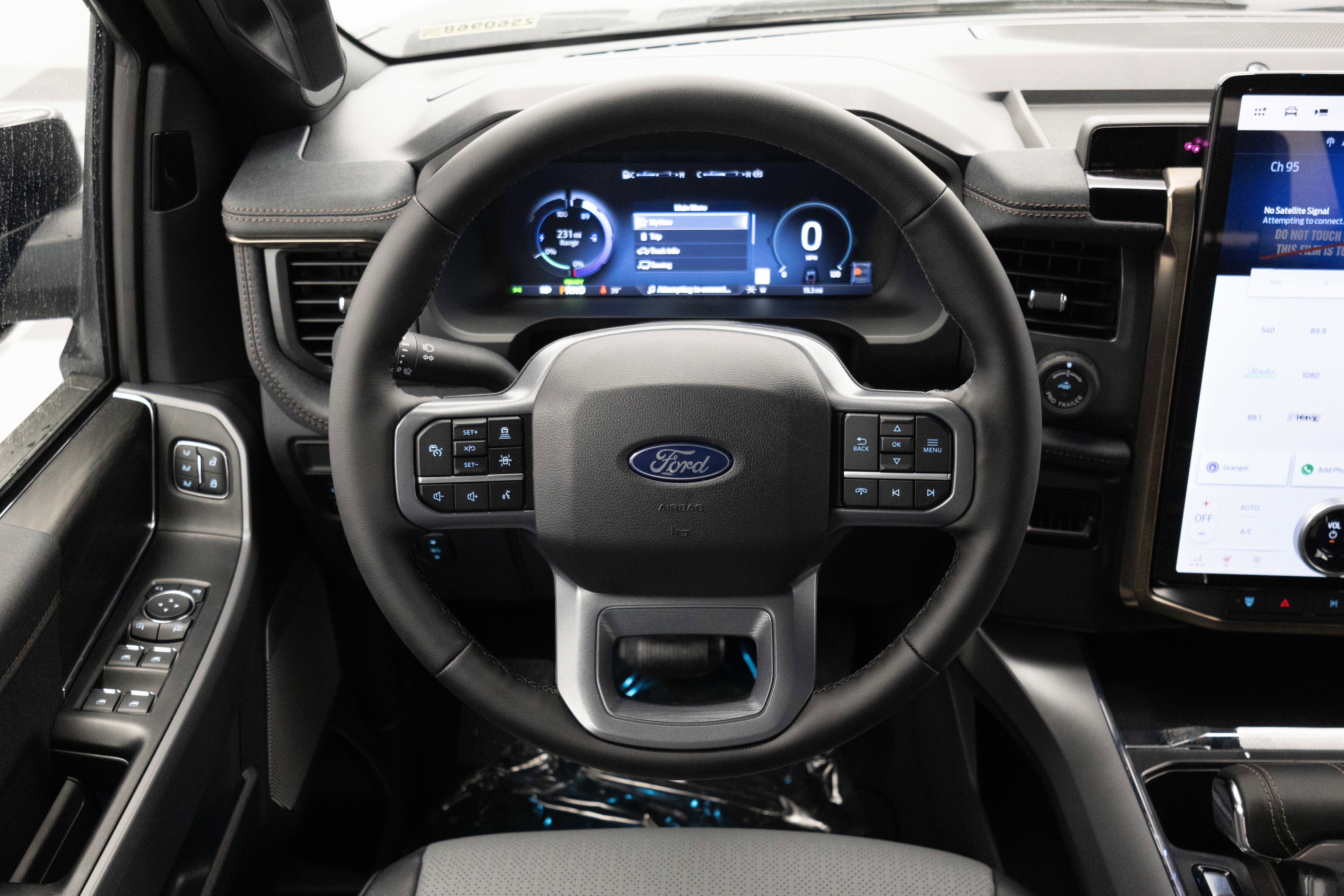 2025 Ford F-150 Lightning Lariat