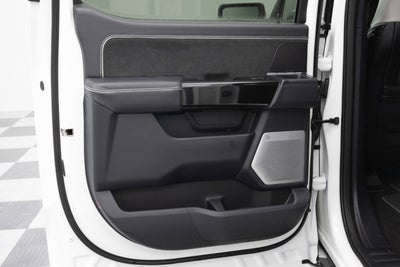 2025 Ford F-150 Lightning Platinum