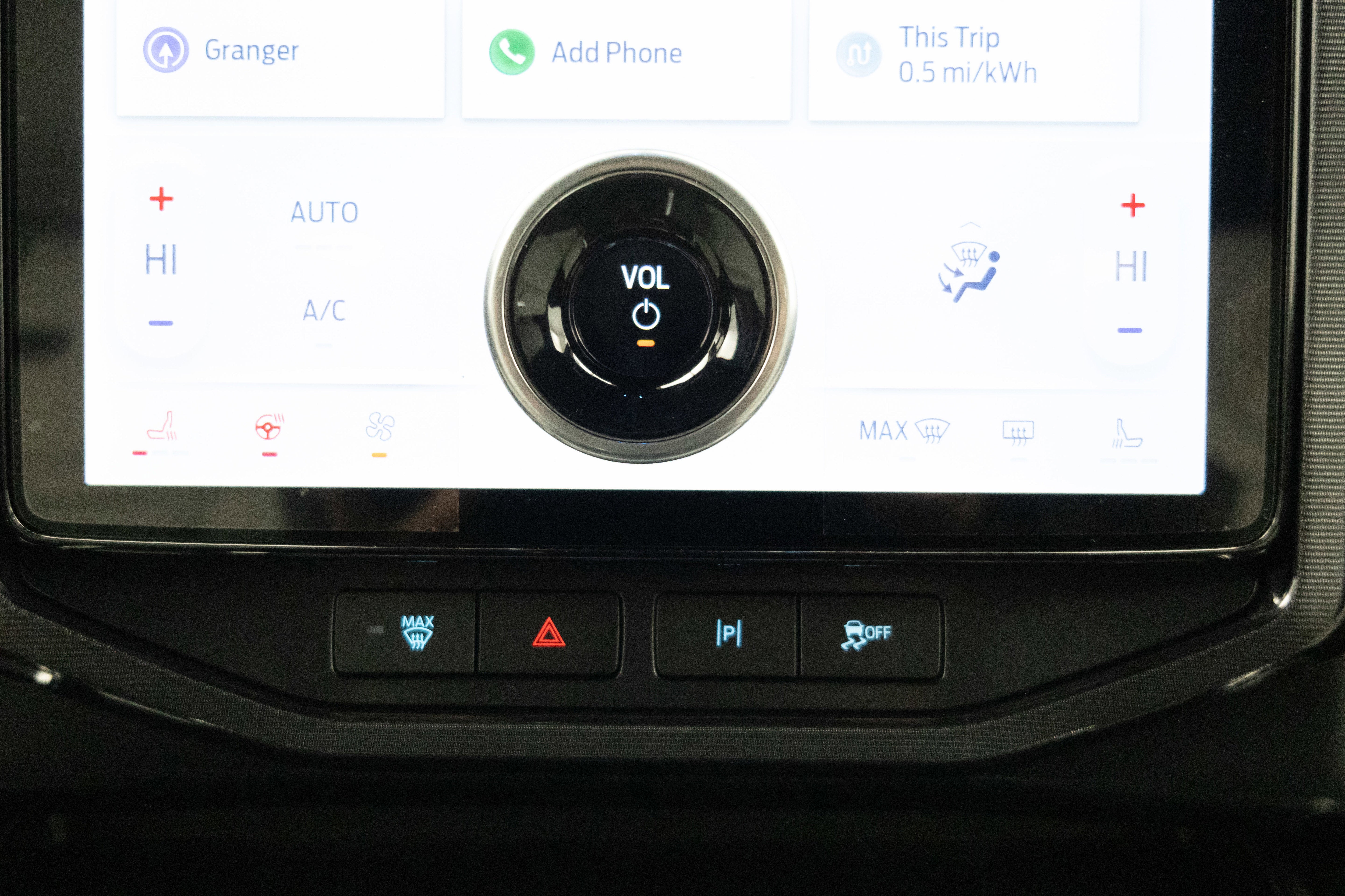 2025 Ford F-150 Lightning Platinum