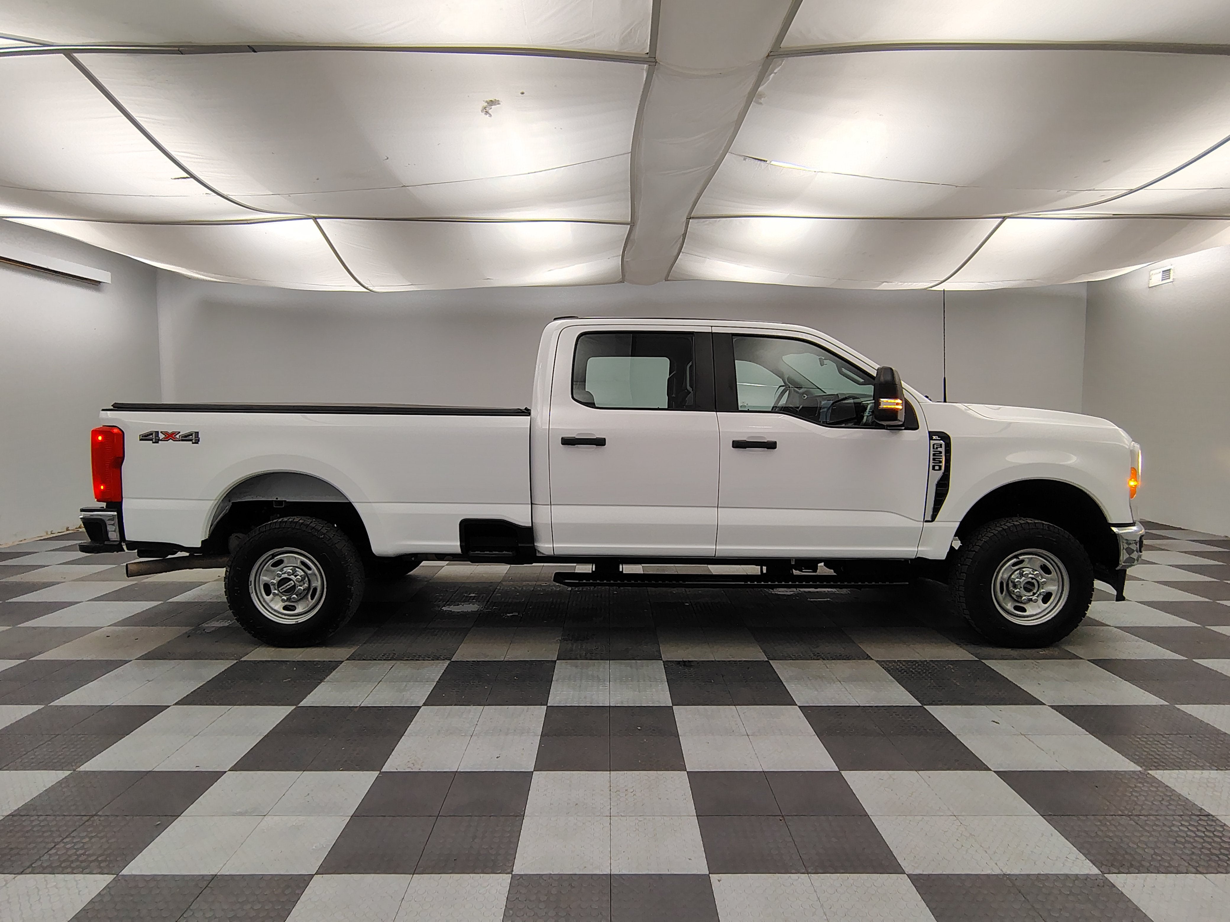 2023 Ford F-250 XL