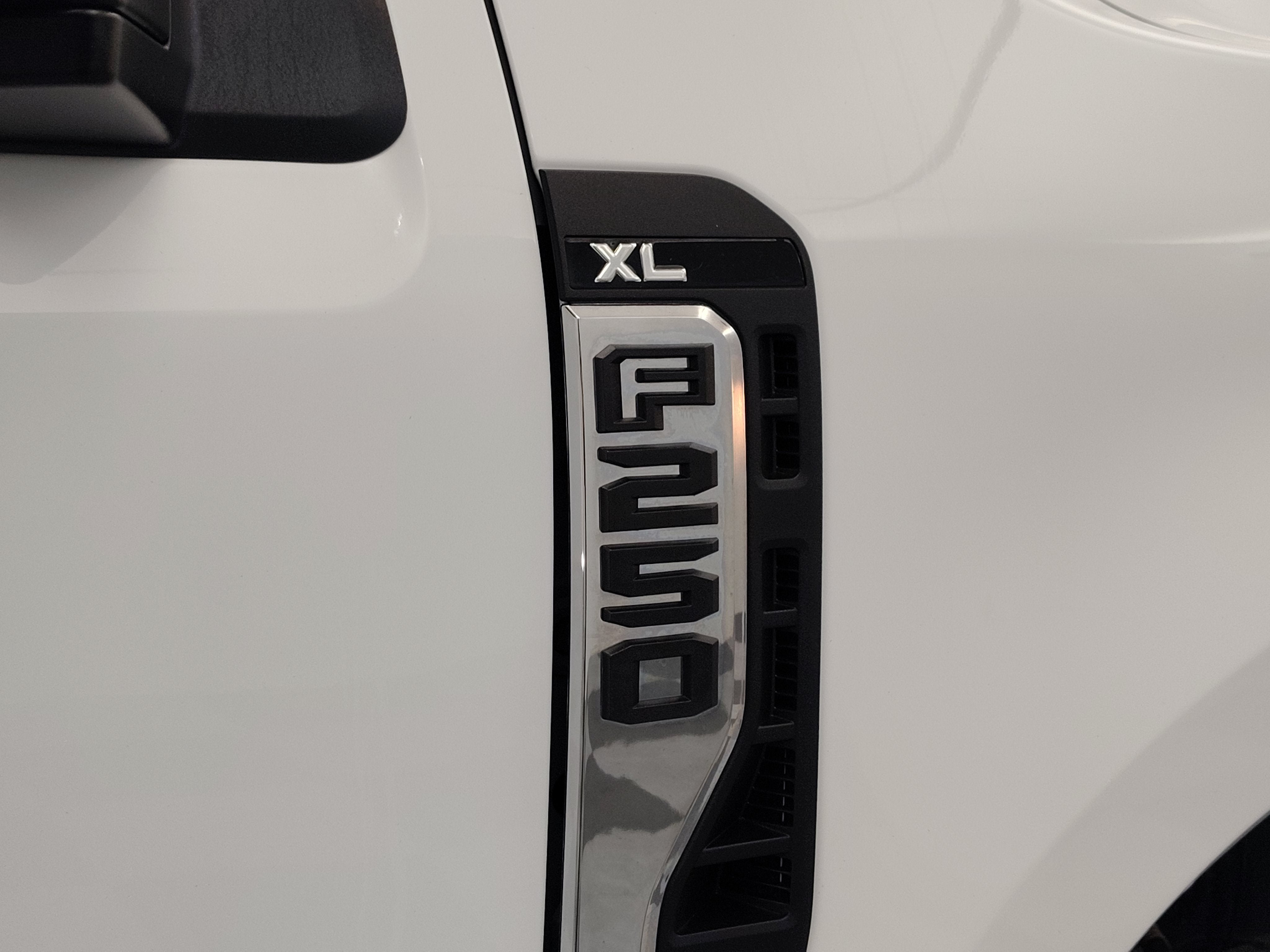 2023 Ford F-250 XL