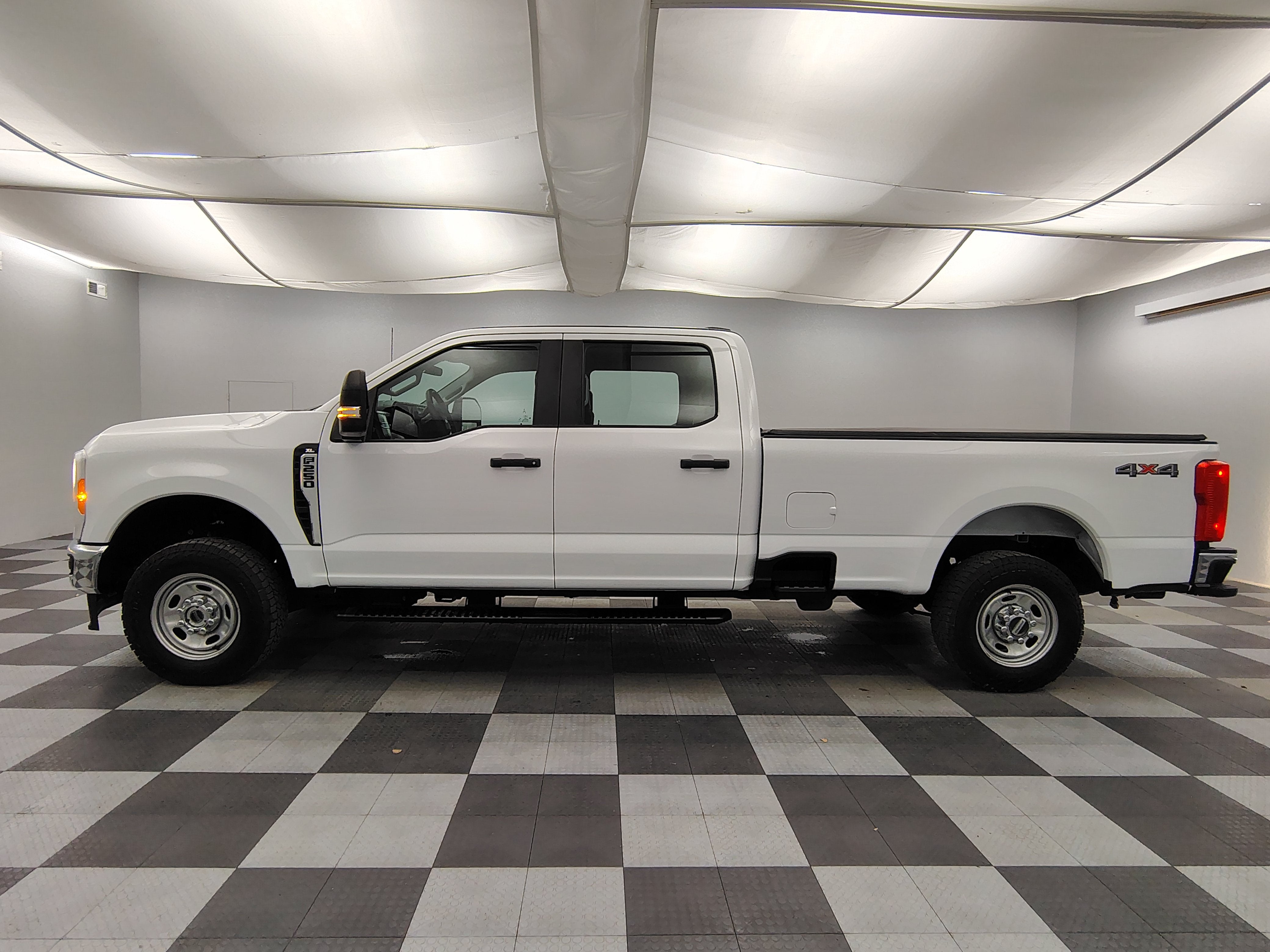 2023 Ford F-250 XL
