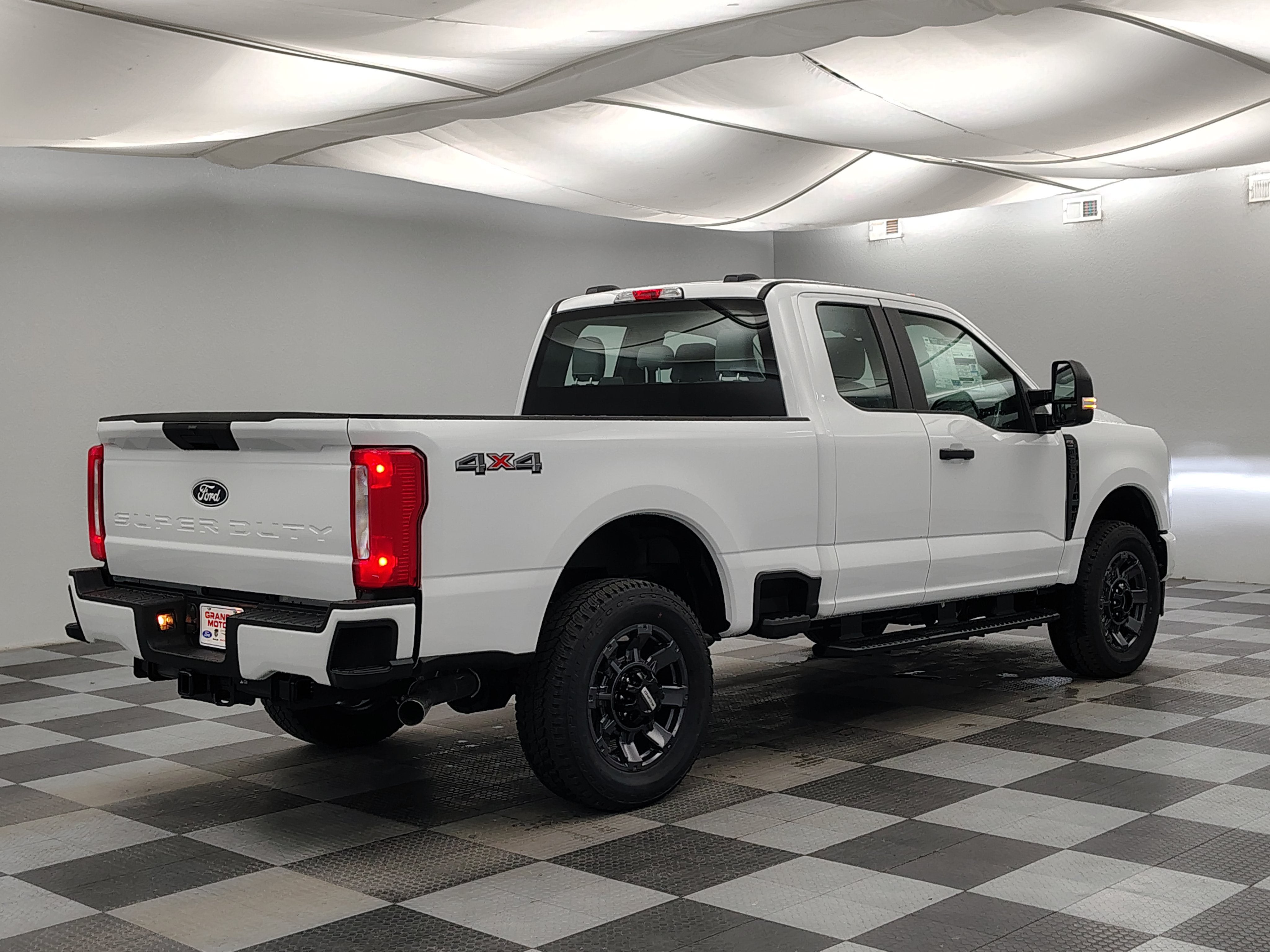 2027 Ford F-250 XL