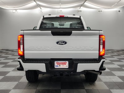 2027 Ford F-250 XL