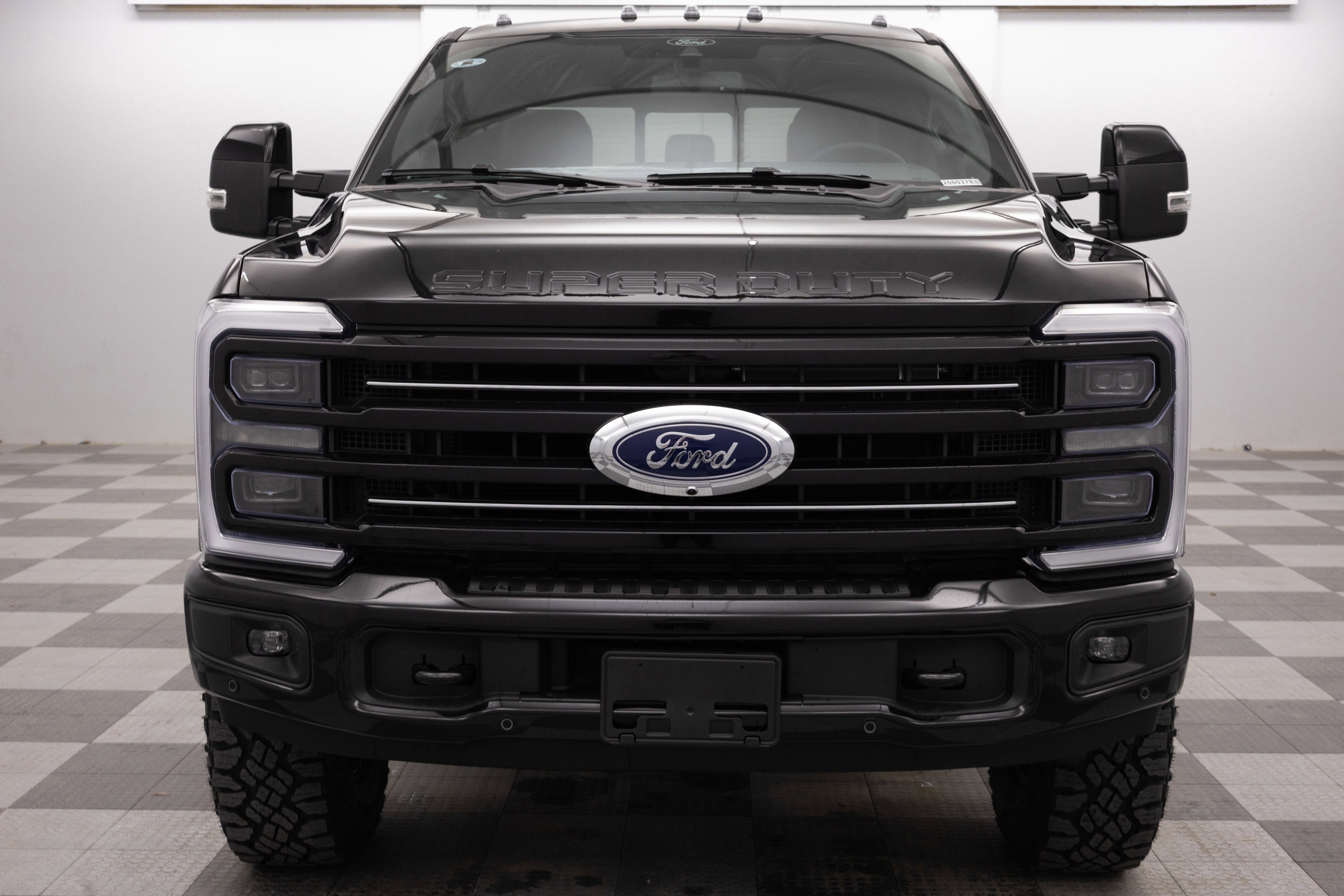 2026 Ford F-250 Platinum