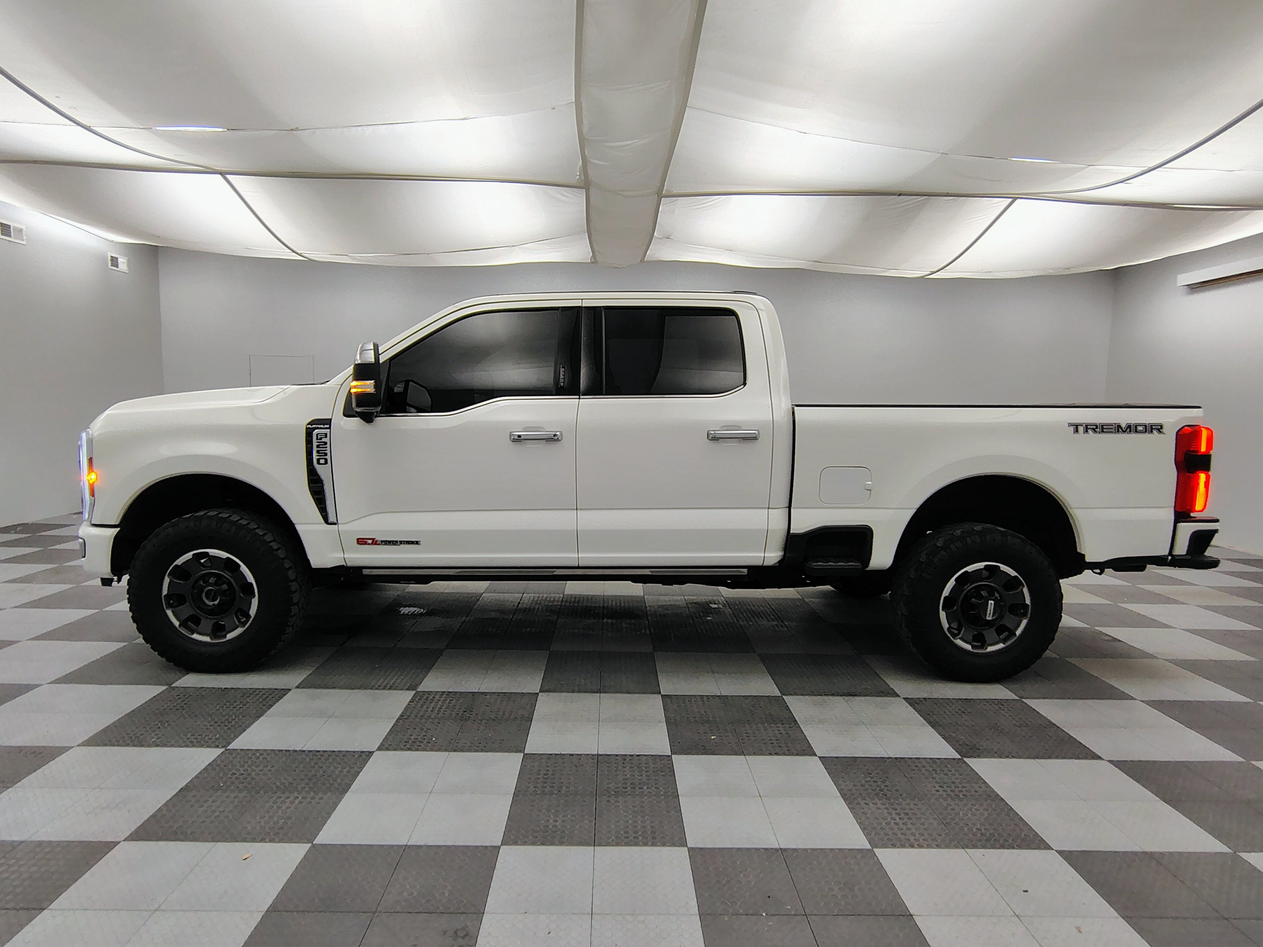 2024 Ford F-250 Platinum