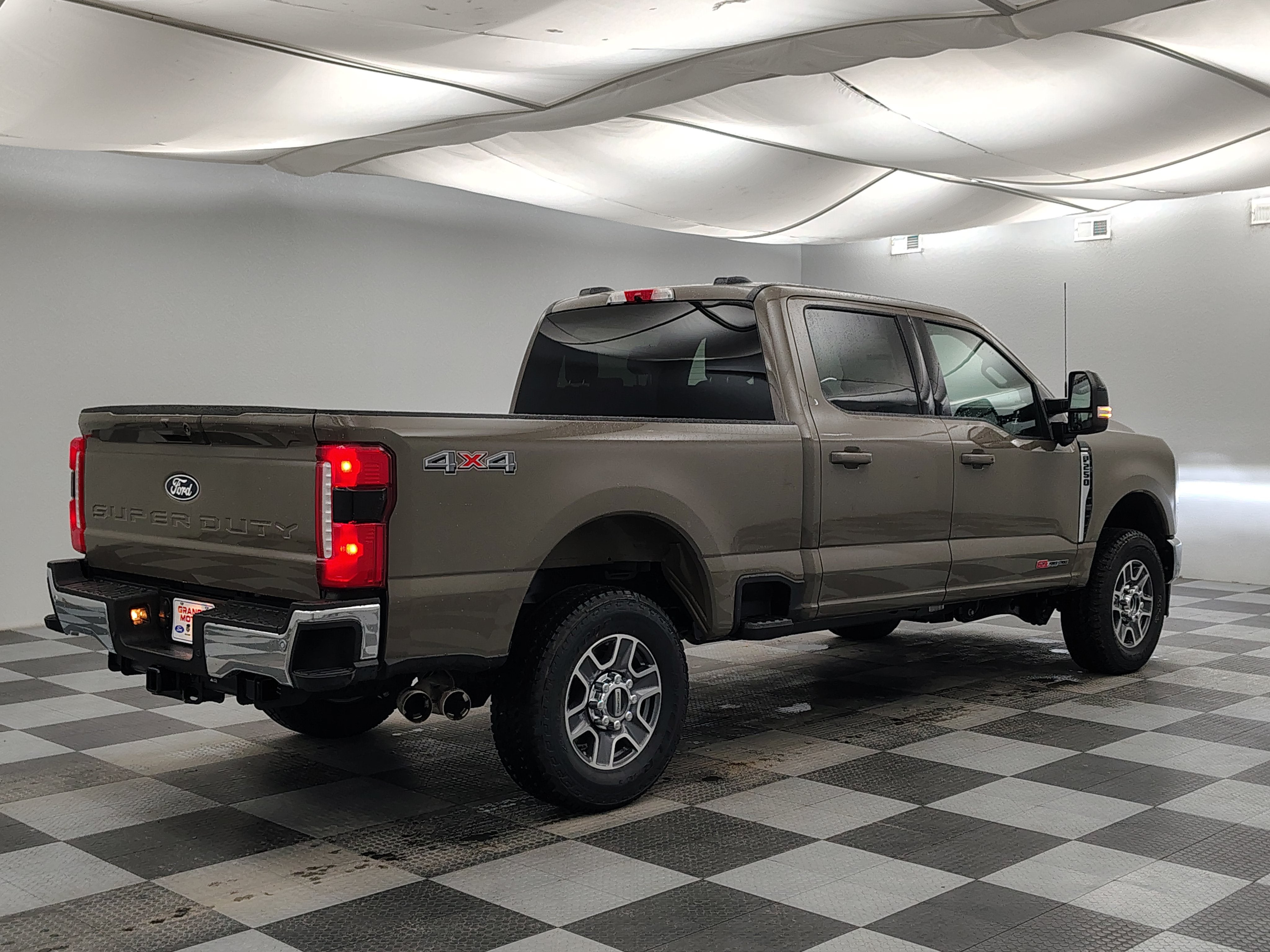 2027 Ford F-250 Lariat