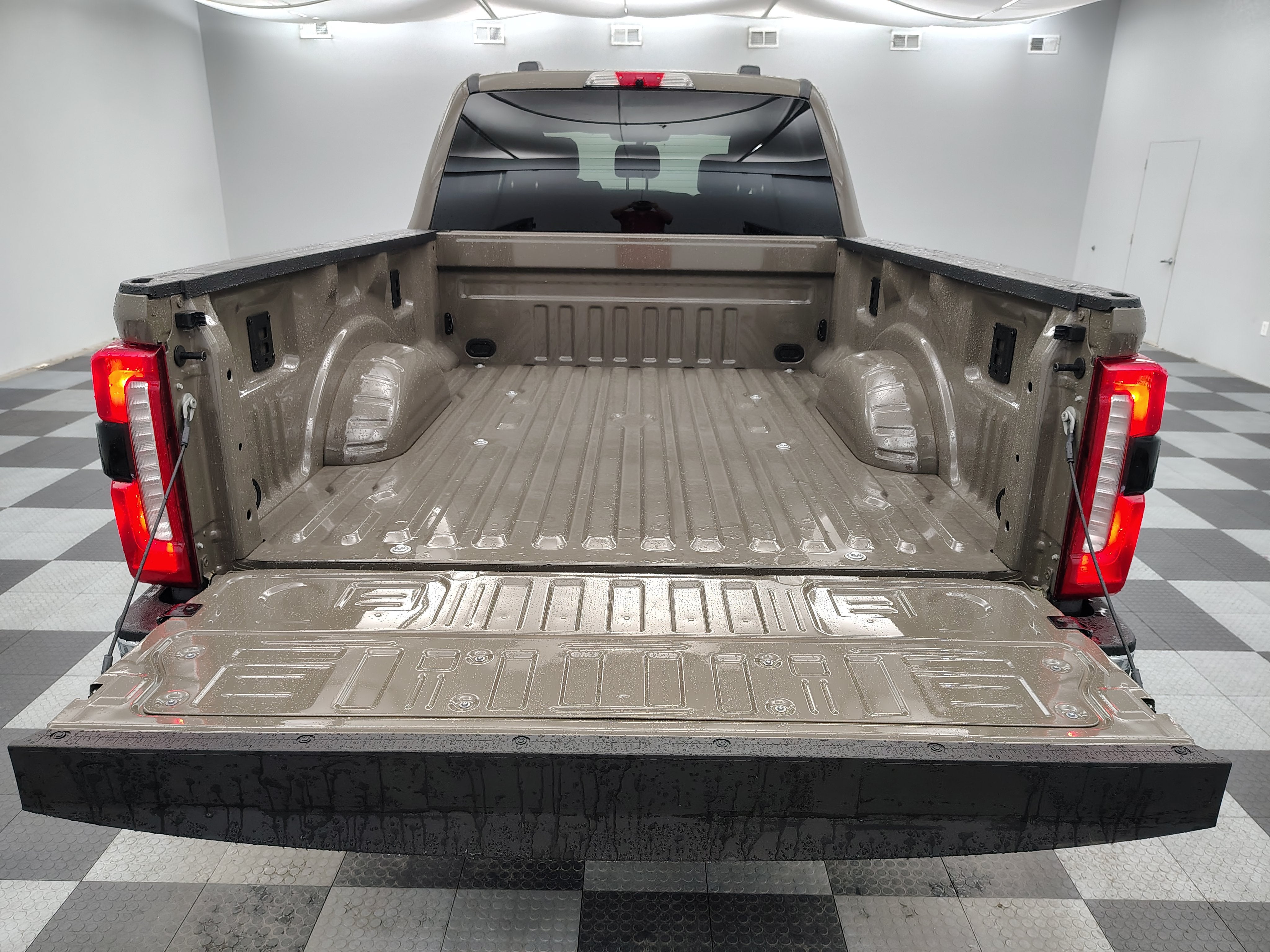 2027 Ford F-250 Lariat