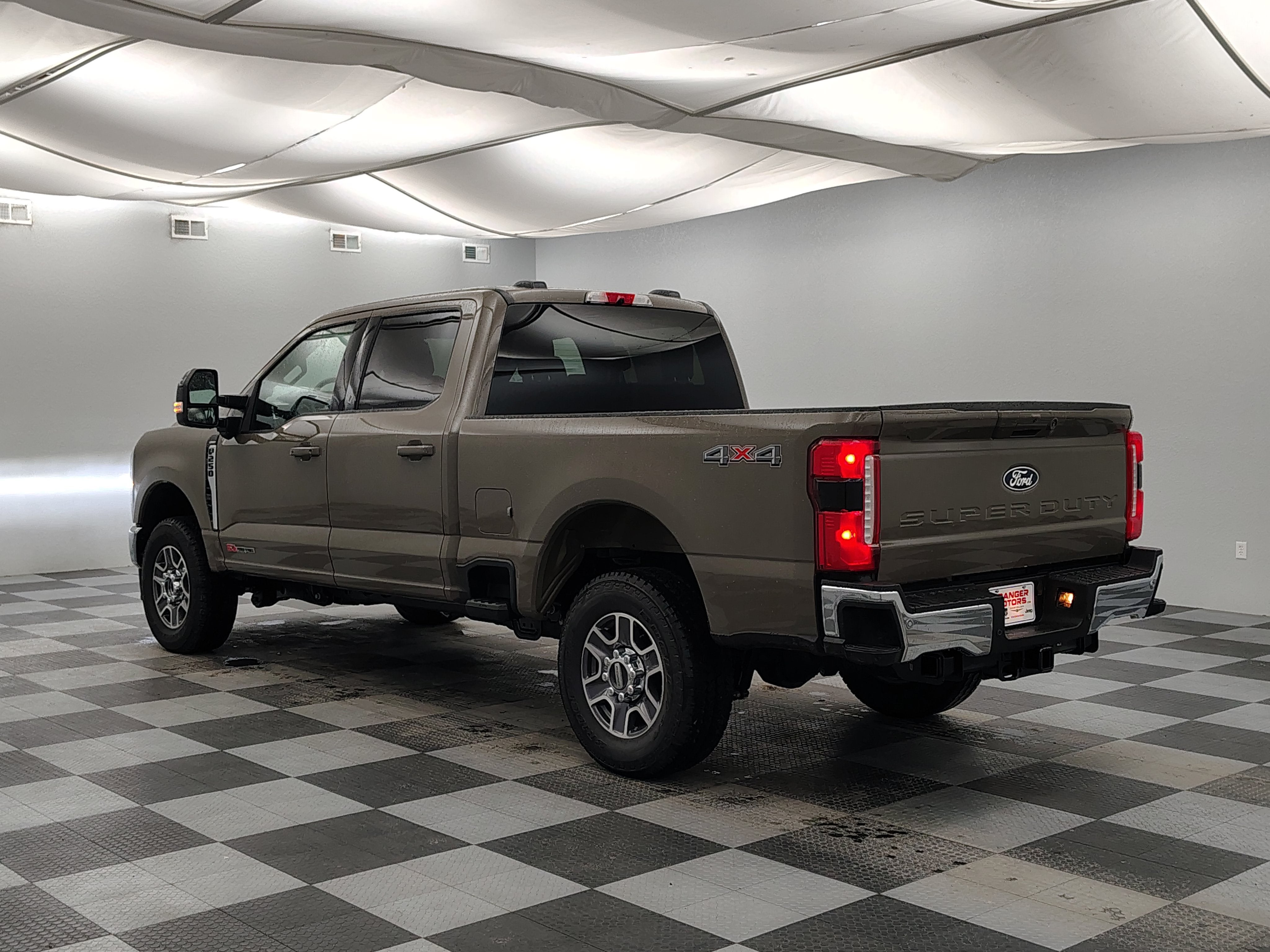 2027 Ford F-250 Lariat